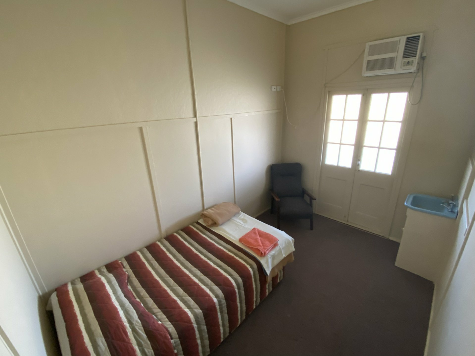 21 Cambridge Street, MITCHELL