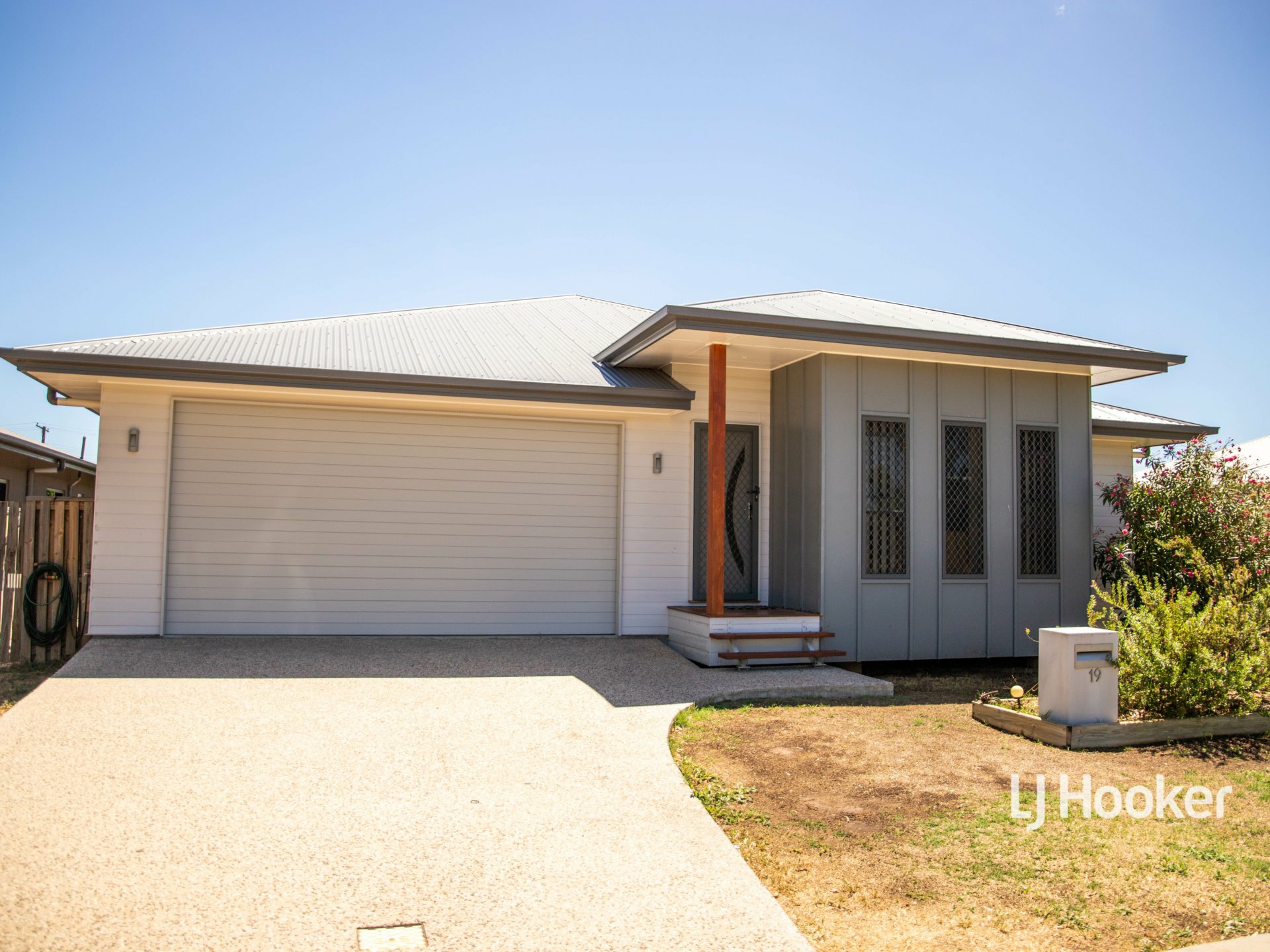 19 Lomandra Avenue, ROMA