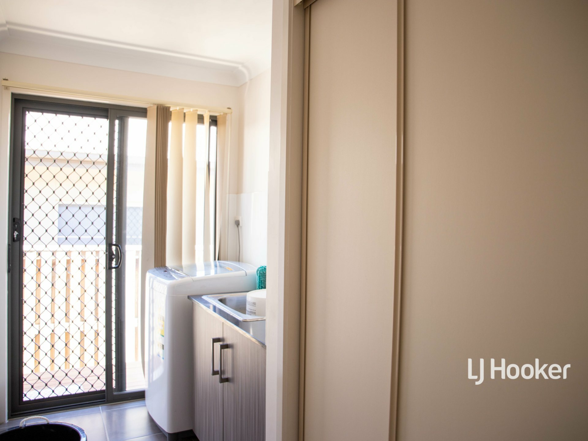 19 Lomandra Avenue, ROMA