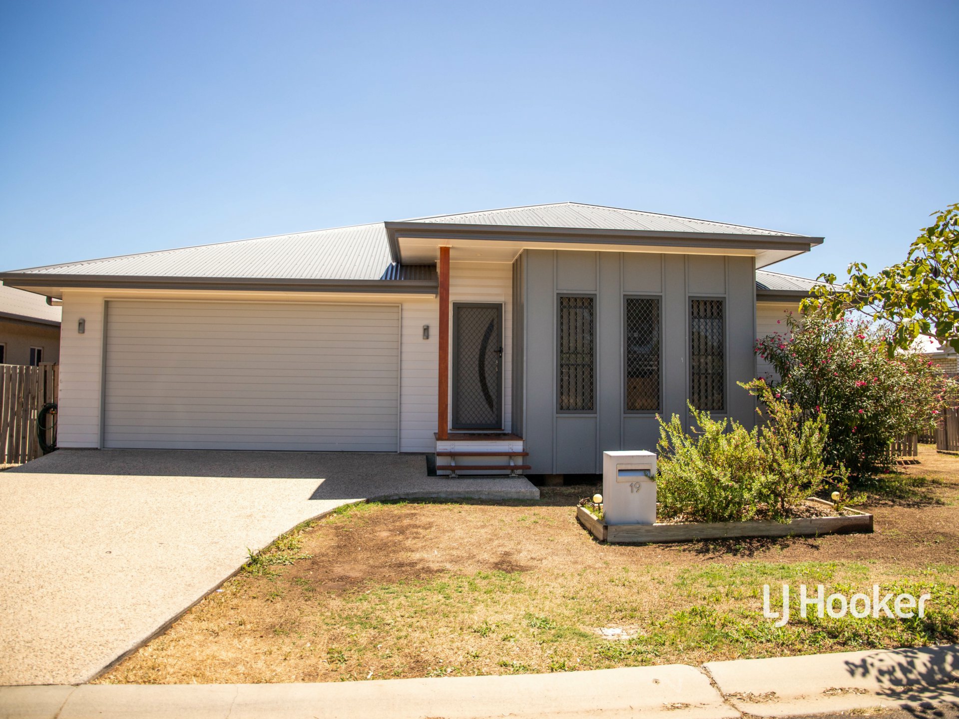 19 Lomandra Avenue, ROMA