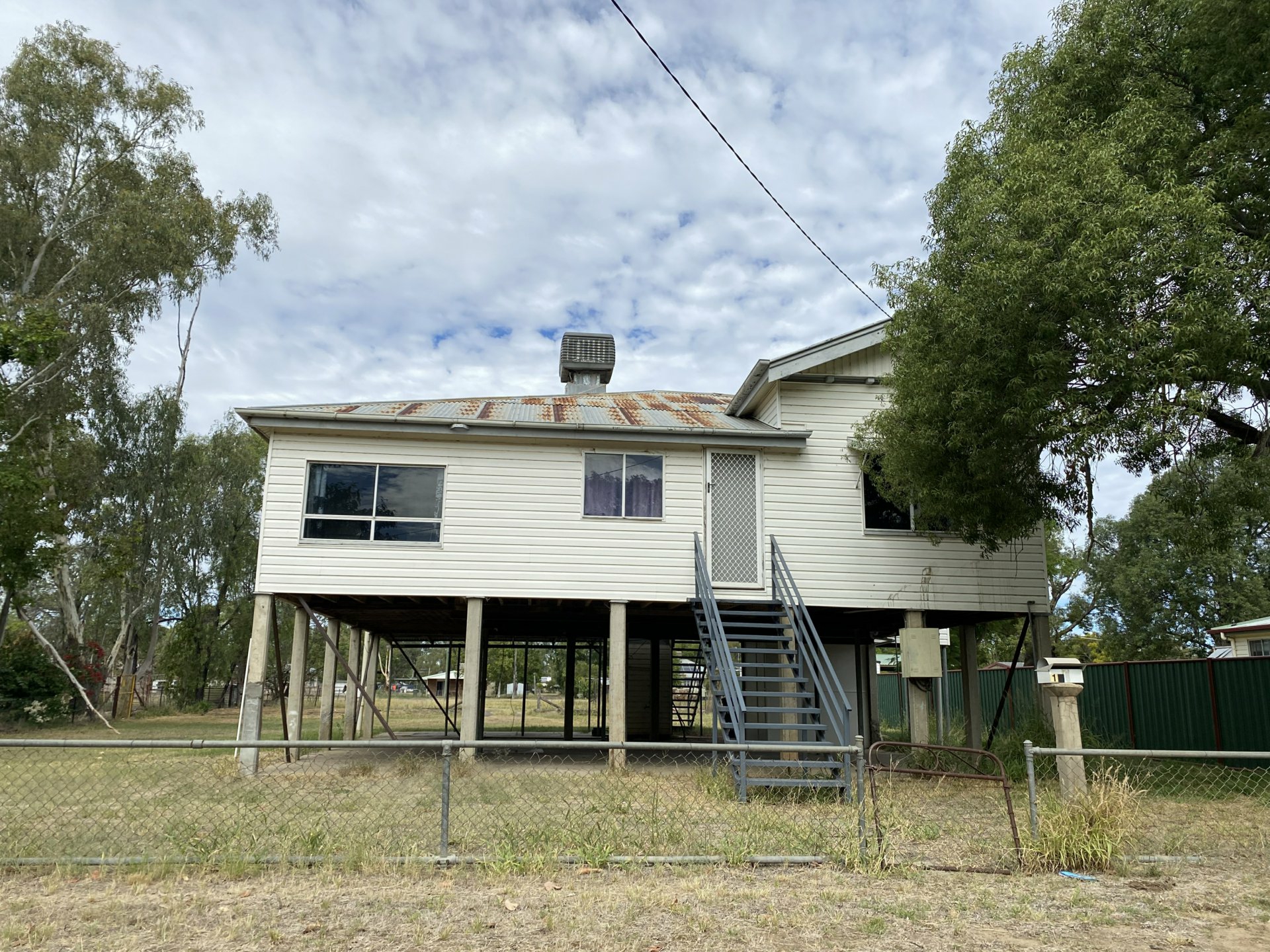 10 Liverpool Street, MITCHELL