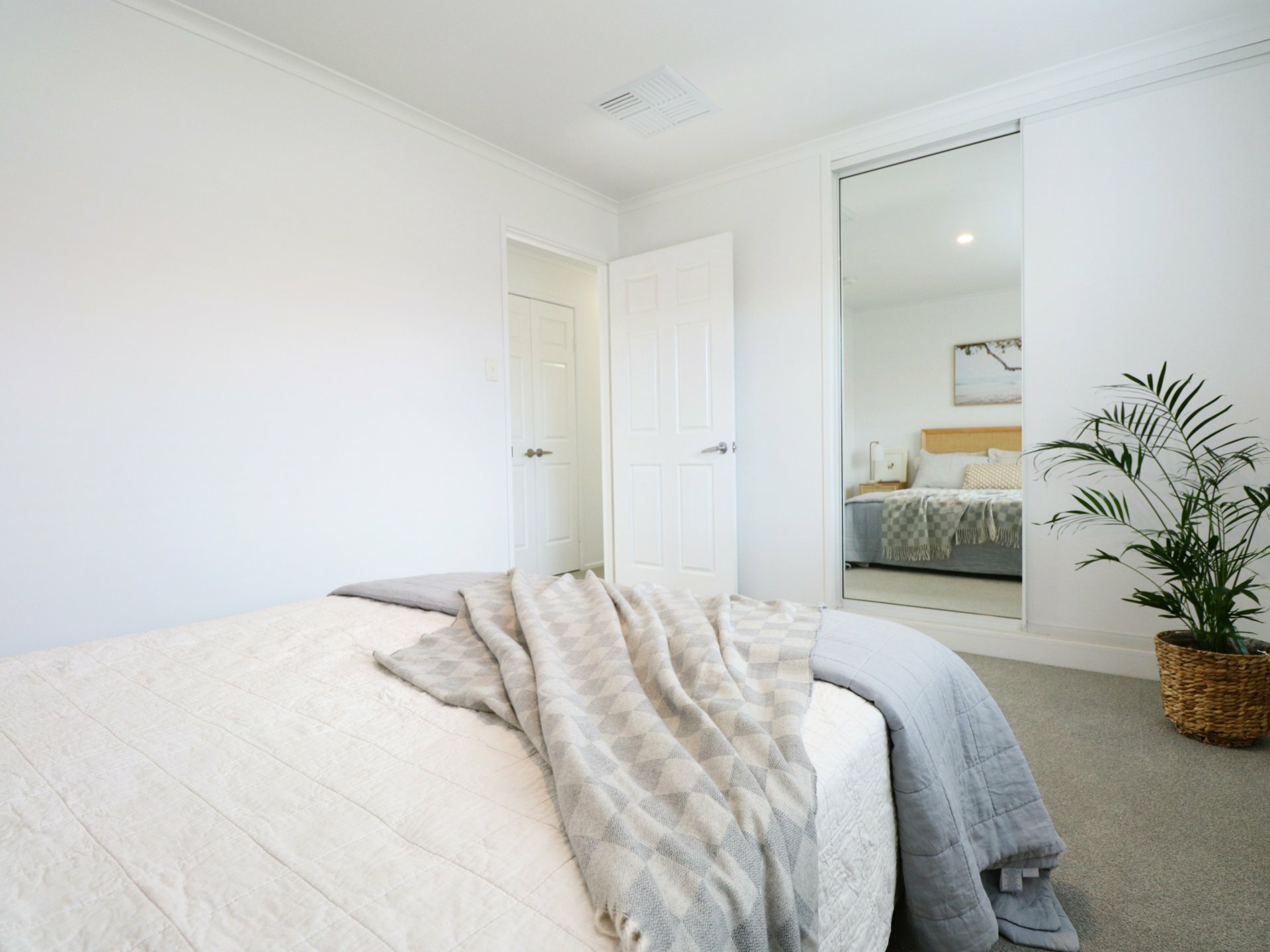 109 Quintin Street, ROMA