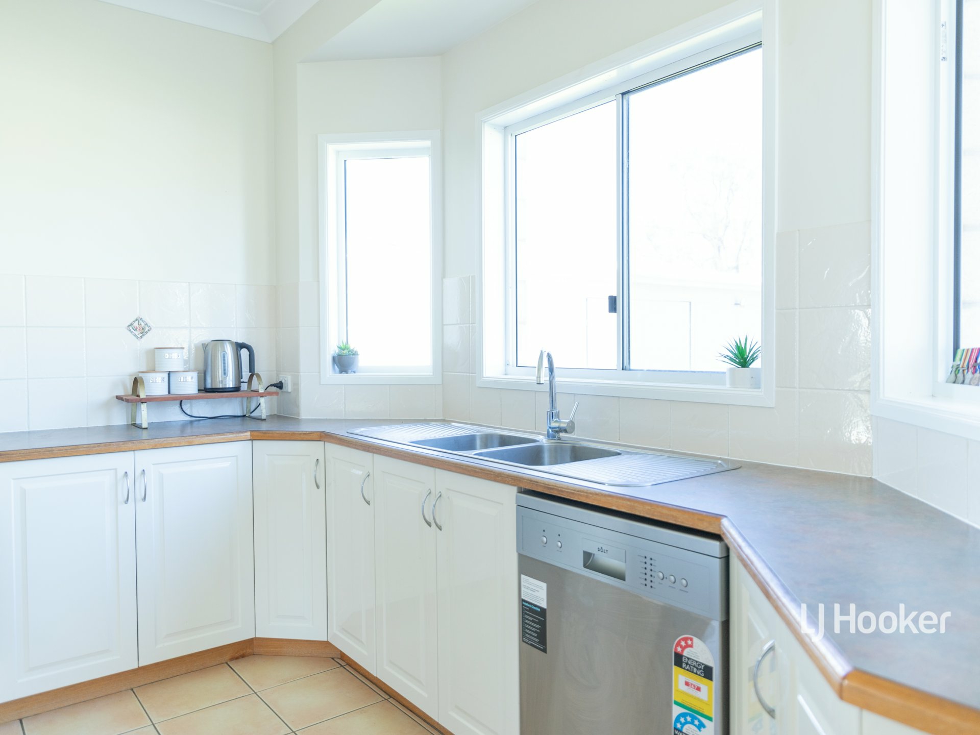 210 Bungeworgorai Lane, ROMA