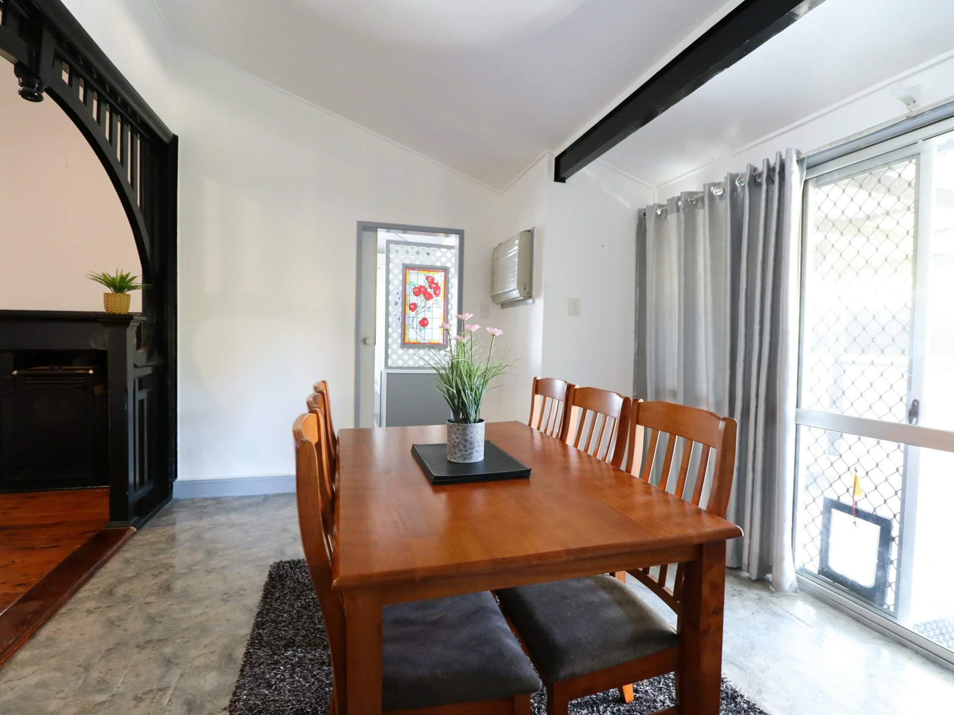 6 Conroy Street, ROMA