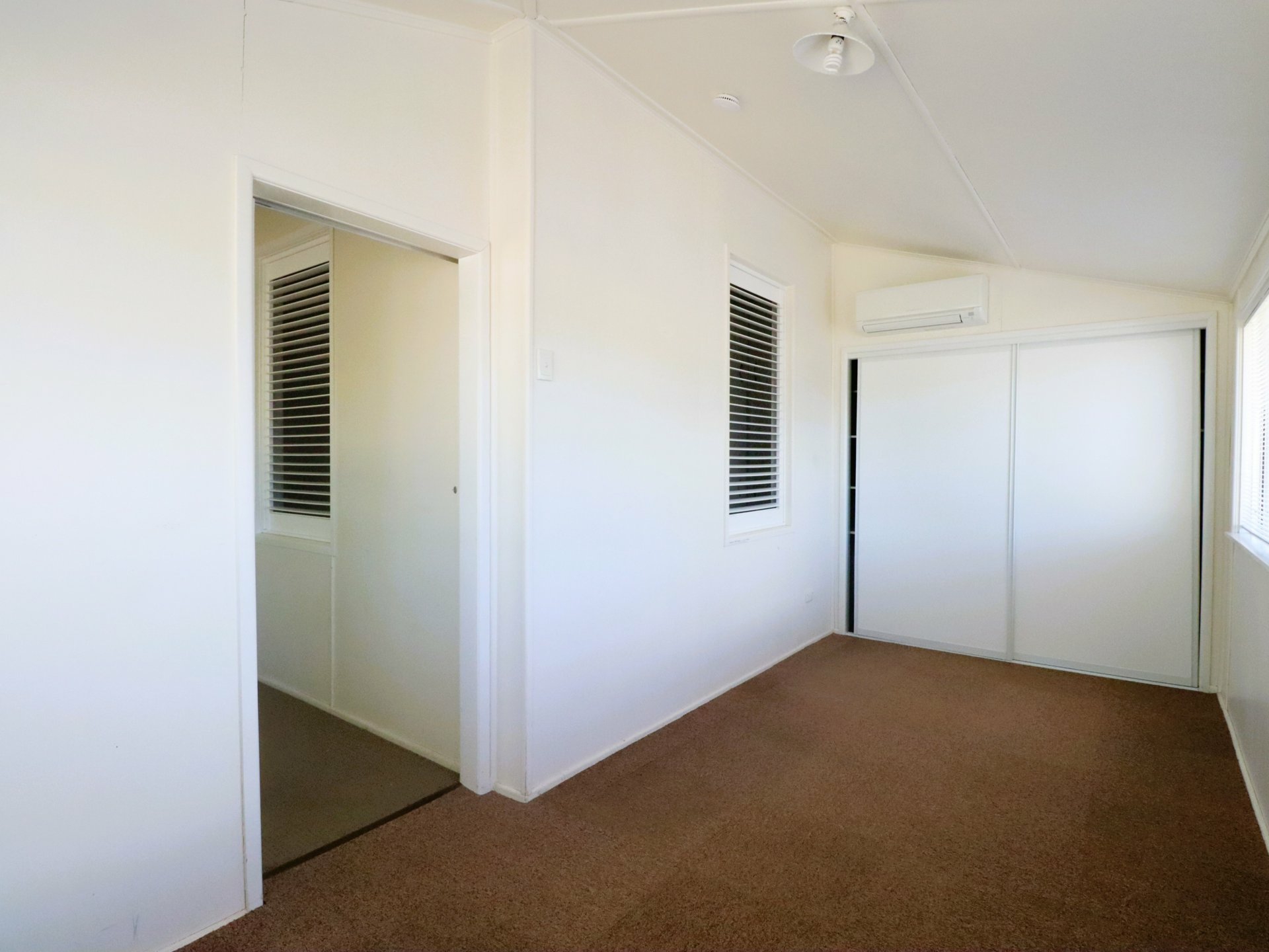 23 Conlan Street, ROMA
