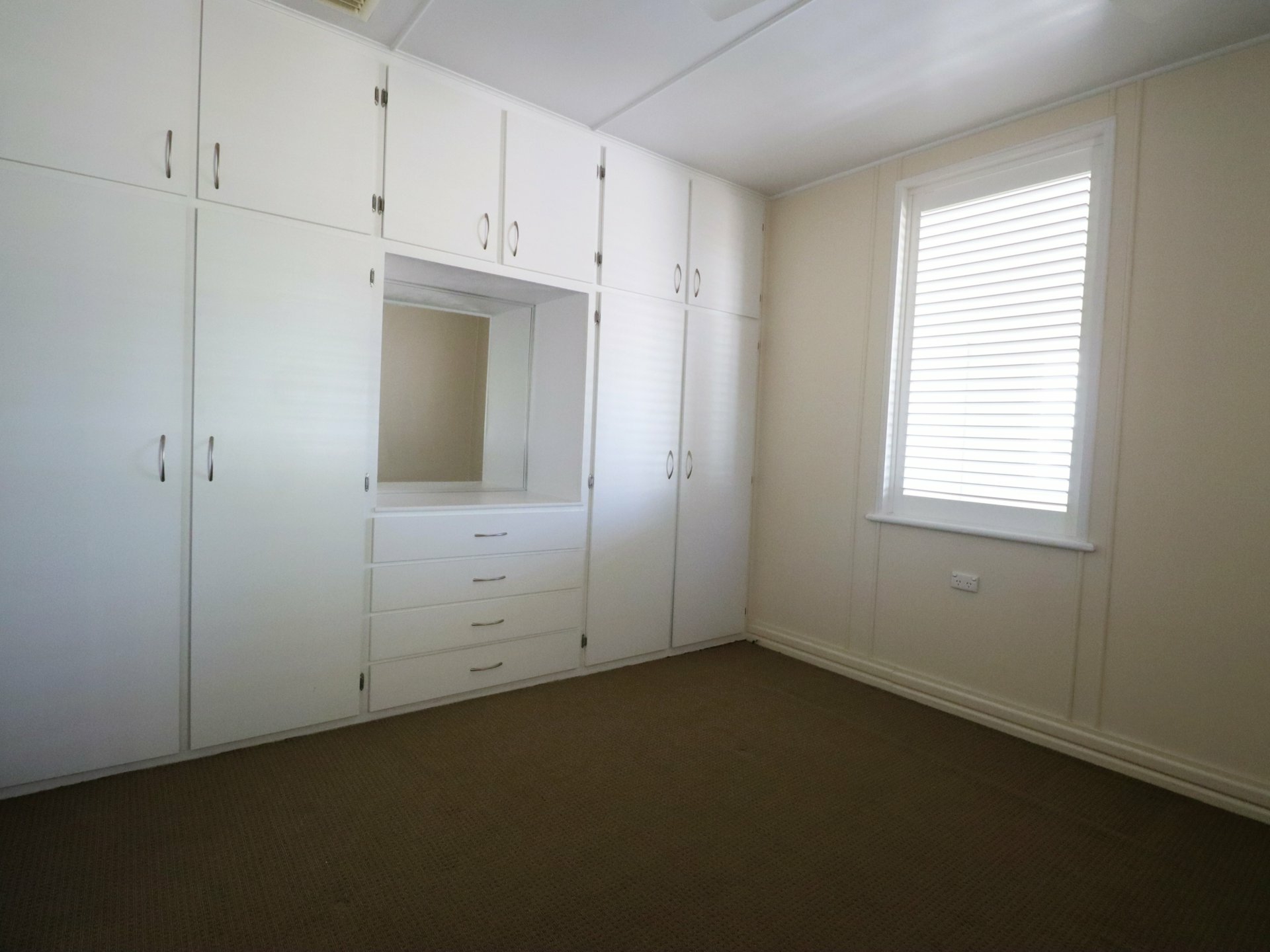 23 Conlan Street, ROMA