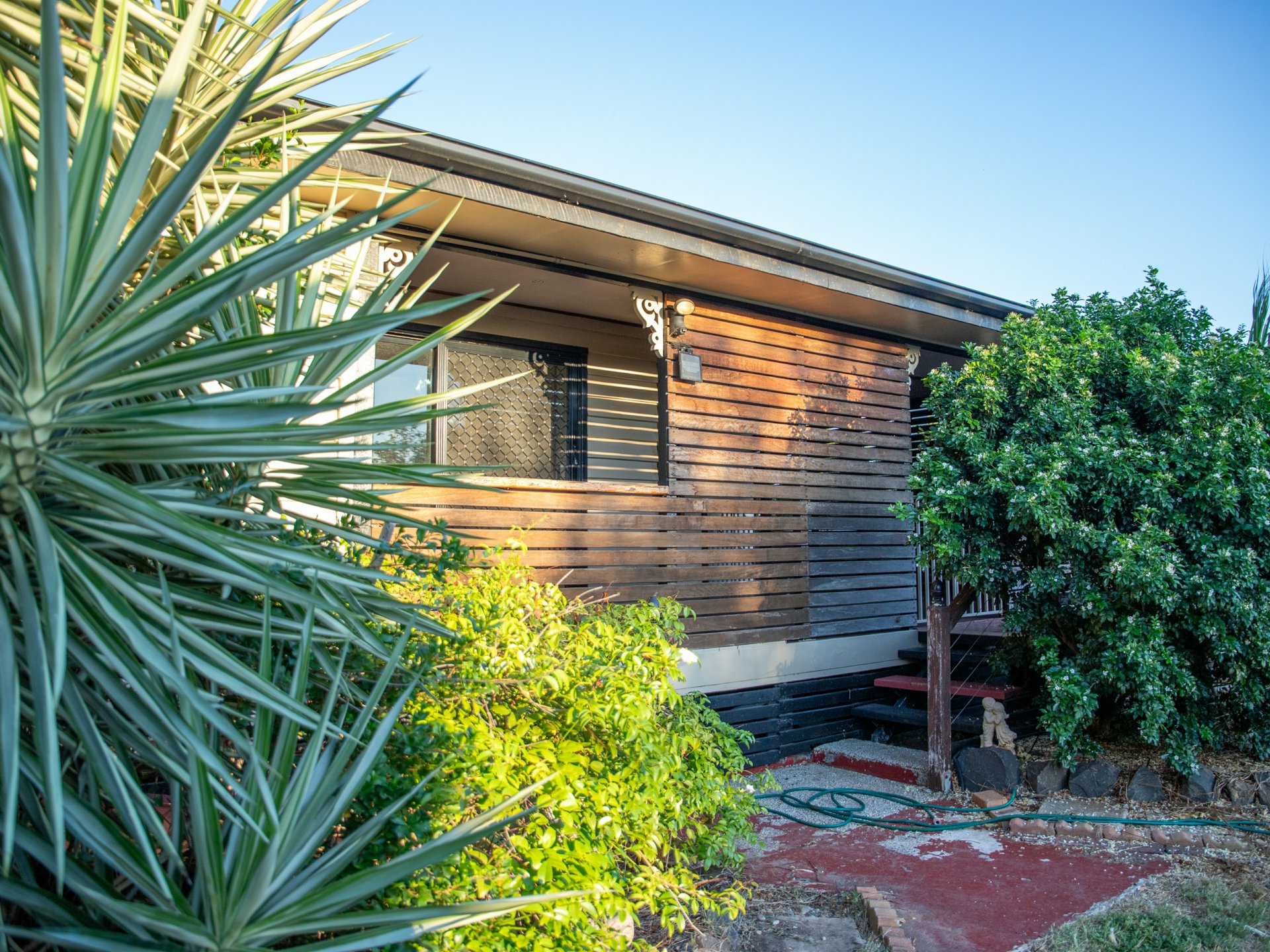 52 Feather Street, ROMA