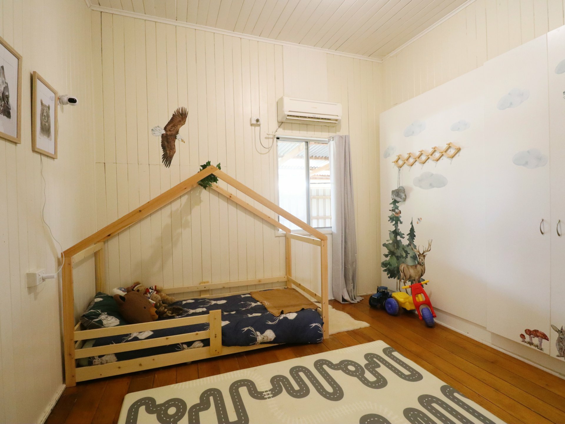12 Conlan Street, ROMA