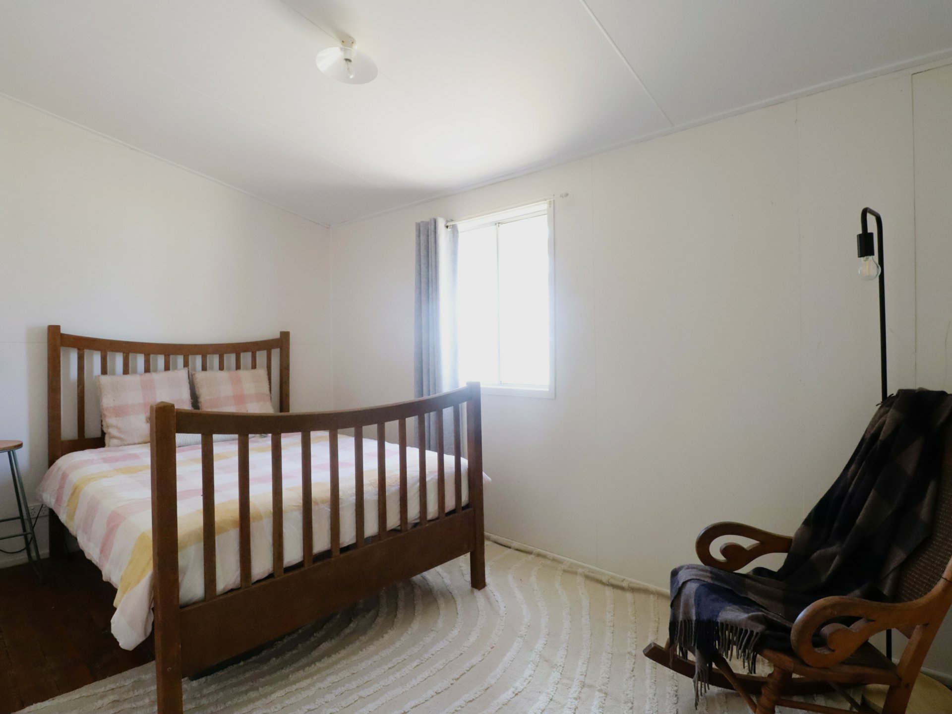 12 Conlan Street, ROMA