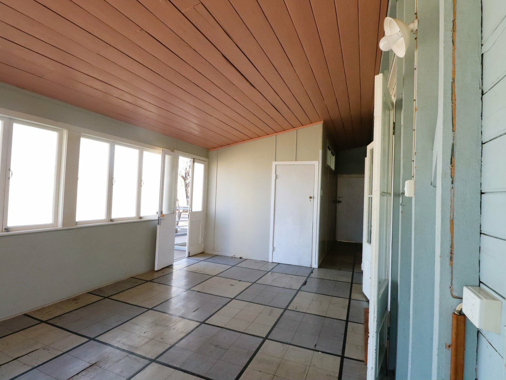 73 Bowen Street, ROMA