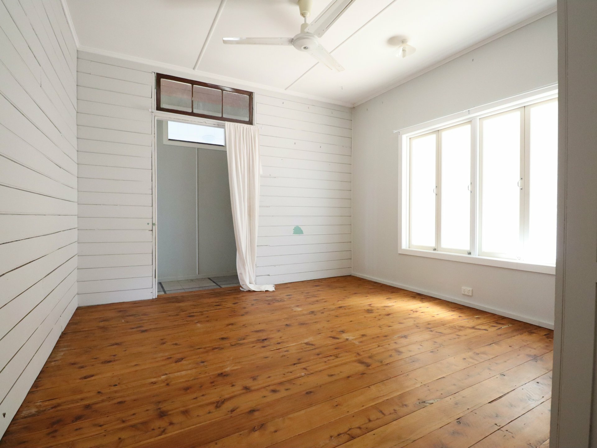 73 Bowen Street, ROMA