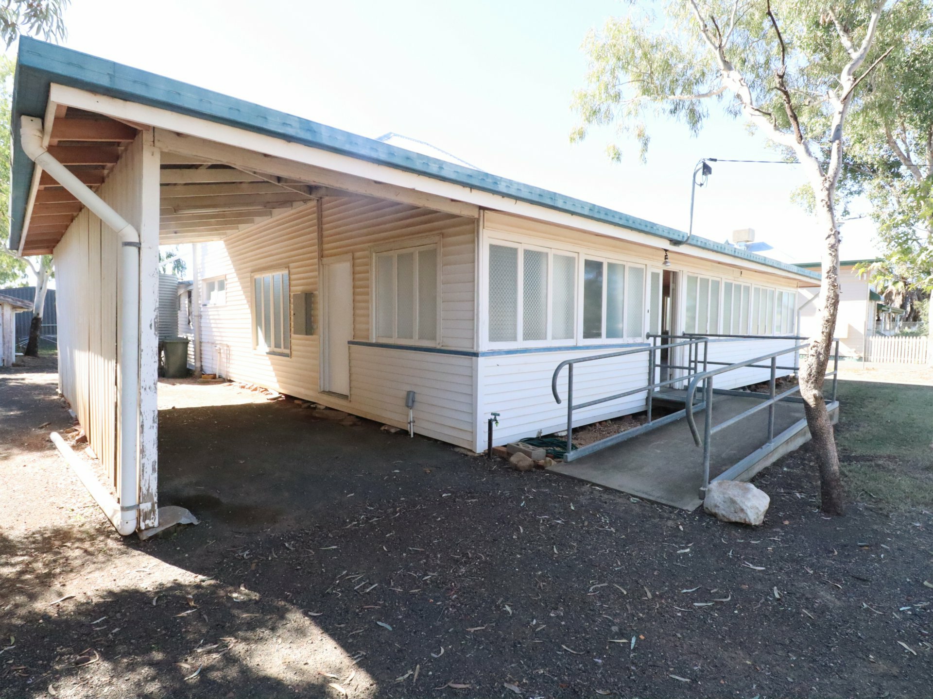 73 Bowen Street, ROMA