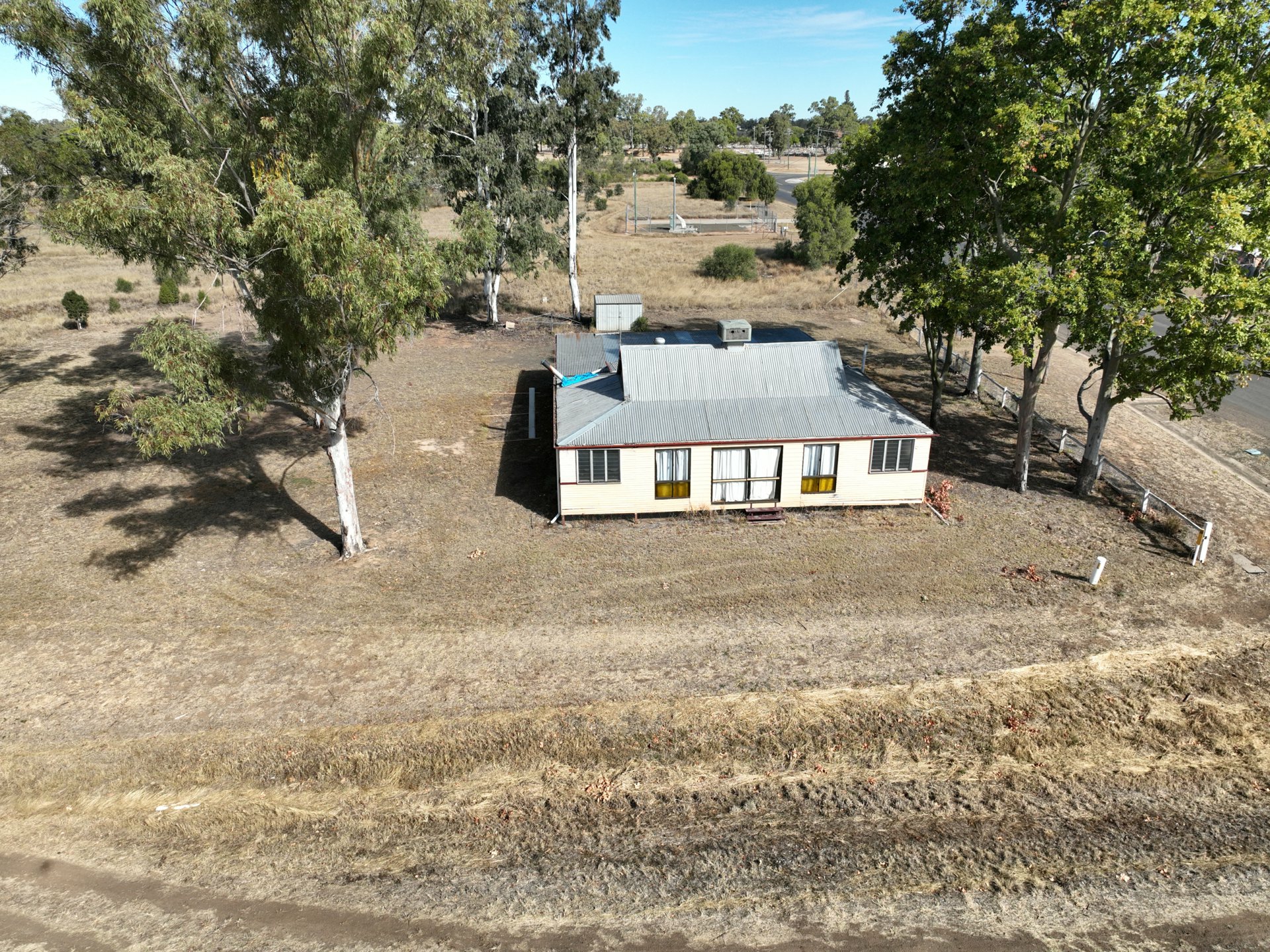 10 Tiffin Street, Roma