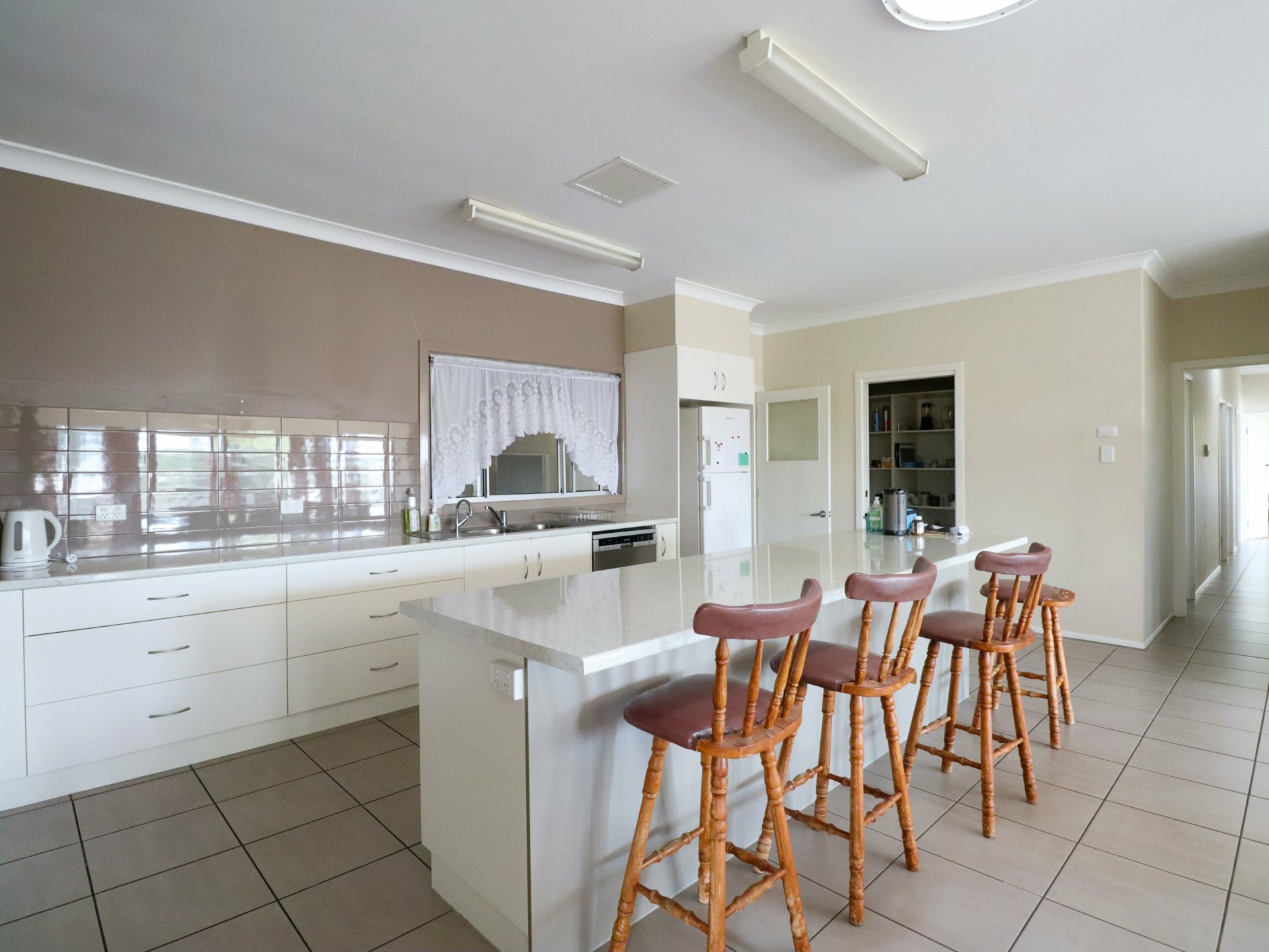 6 - 12 Hanly Street — photo 7 of 30