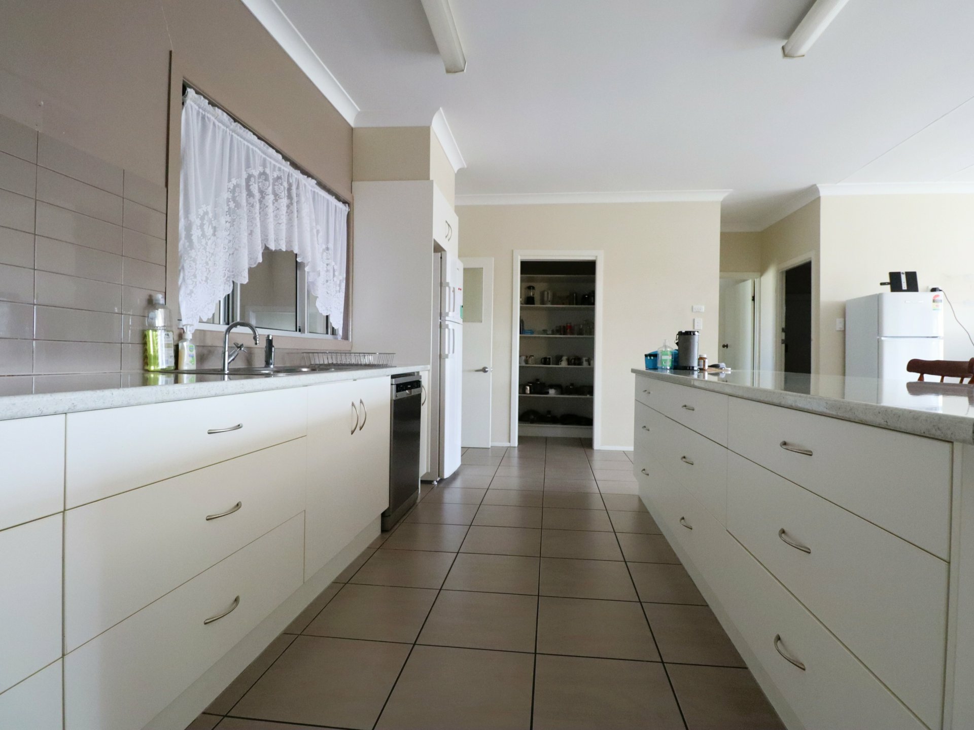 6 - 12 Hanly Street — photo 8 of 30