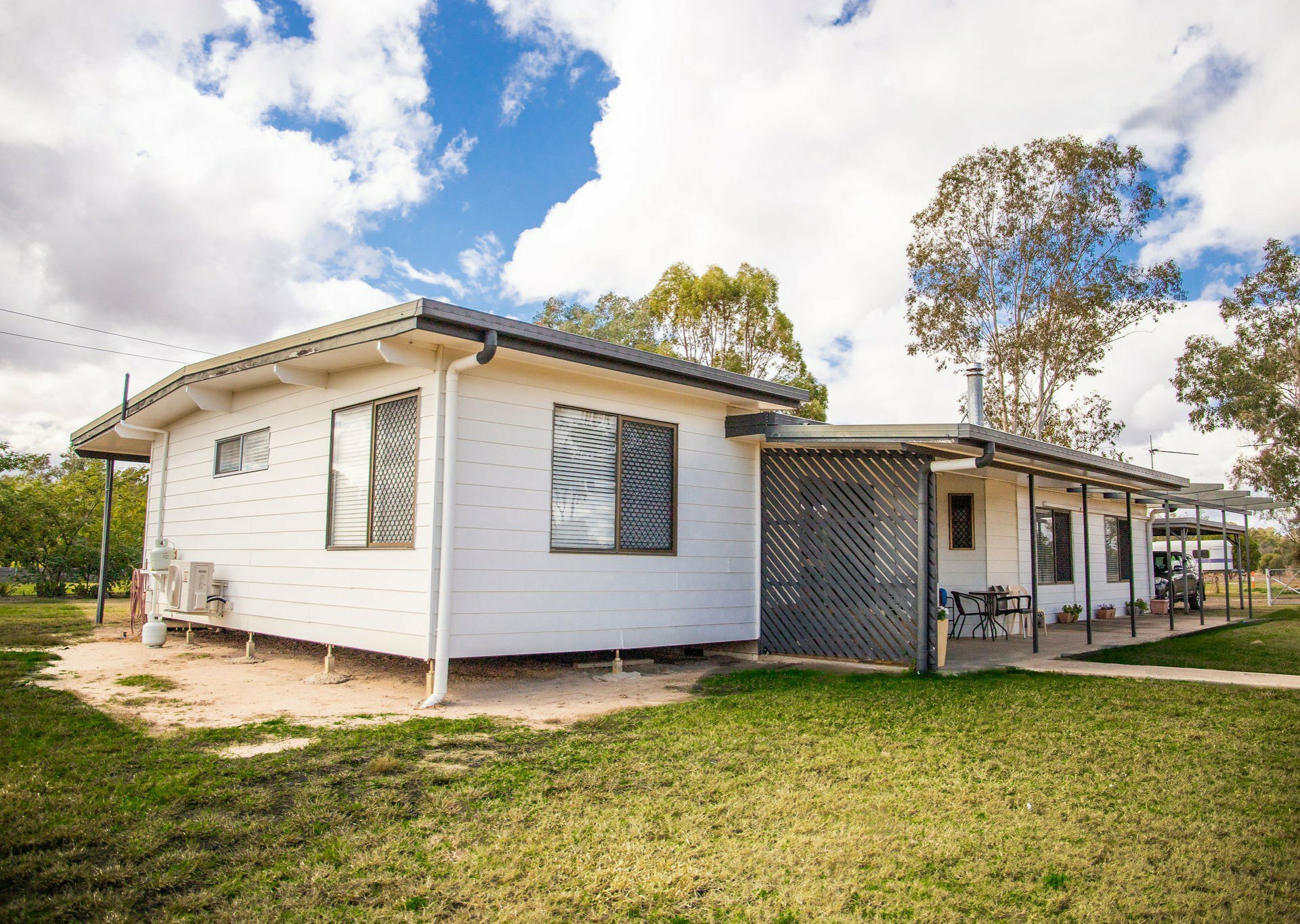 12 -16 Edwardes Street — photo 3 of 22