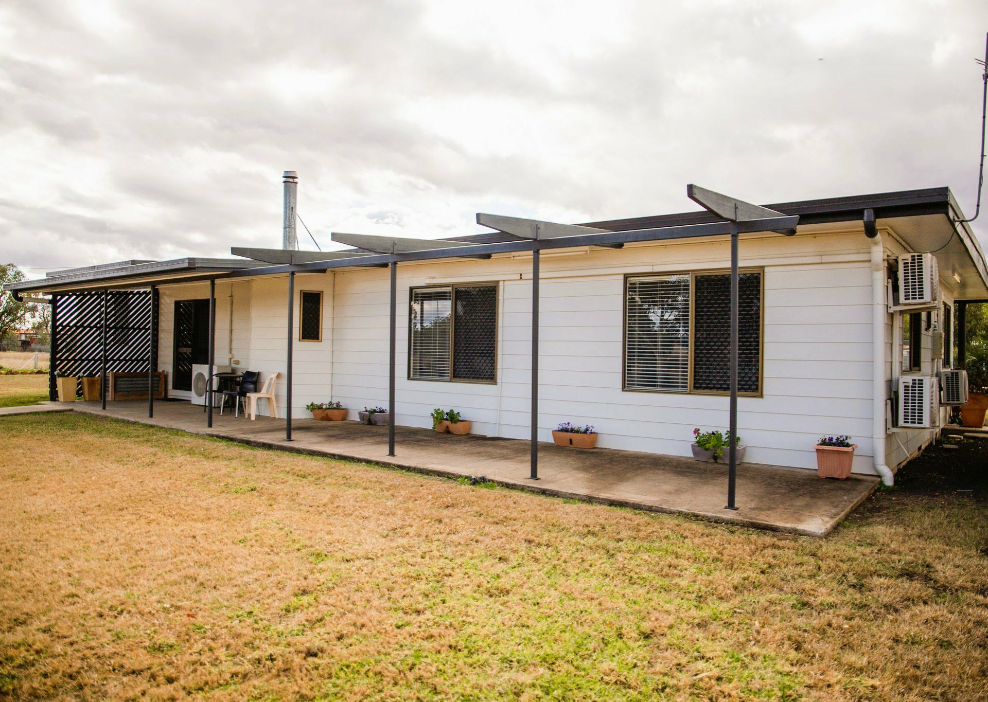 12 -16 Edwardes Street — photo 4 of 22