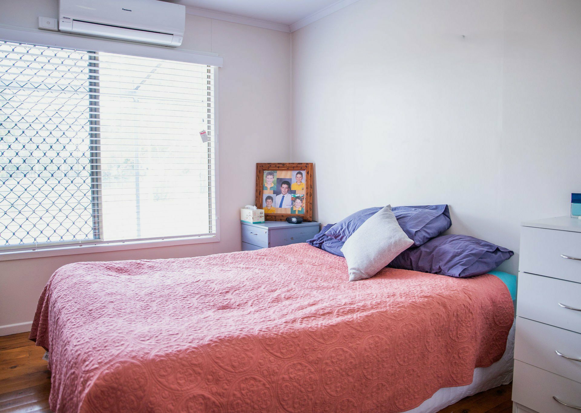 12 -16 Edwardes Street — photo 15 of 22
