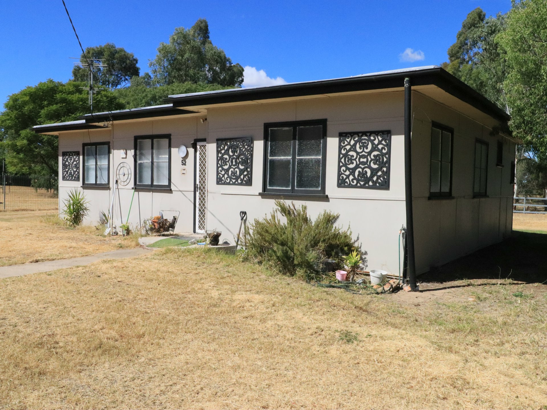 52 Winchester Street — photo from LJ Hooker Roma