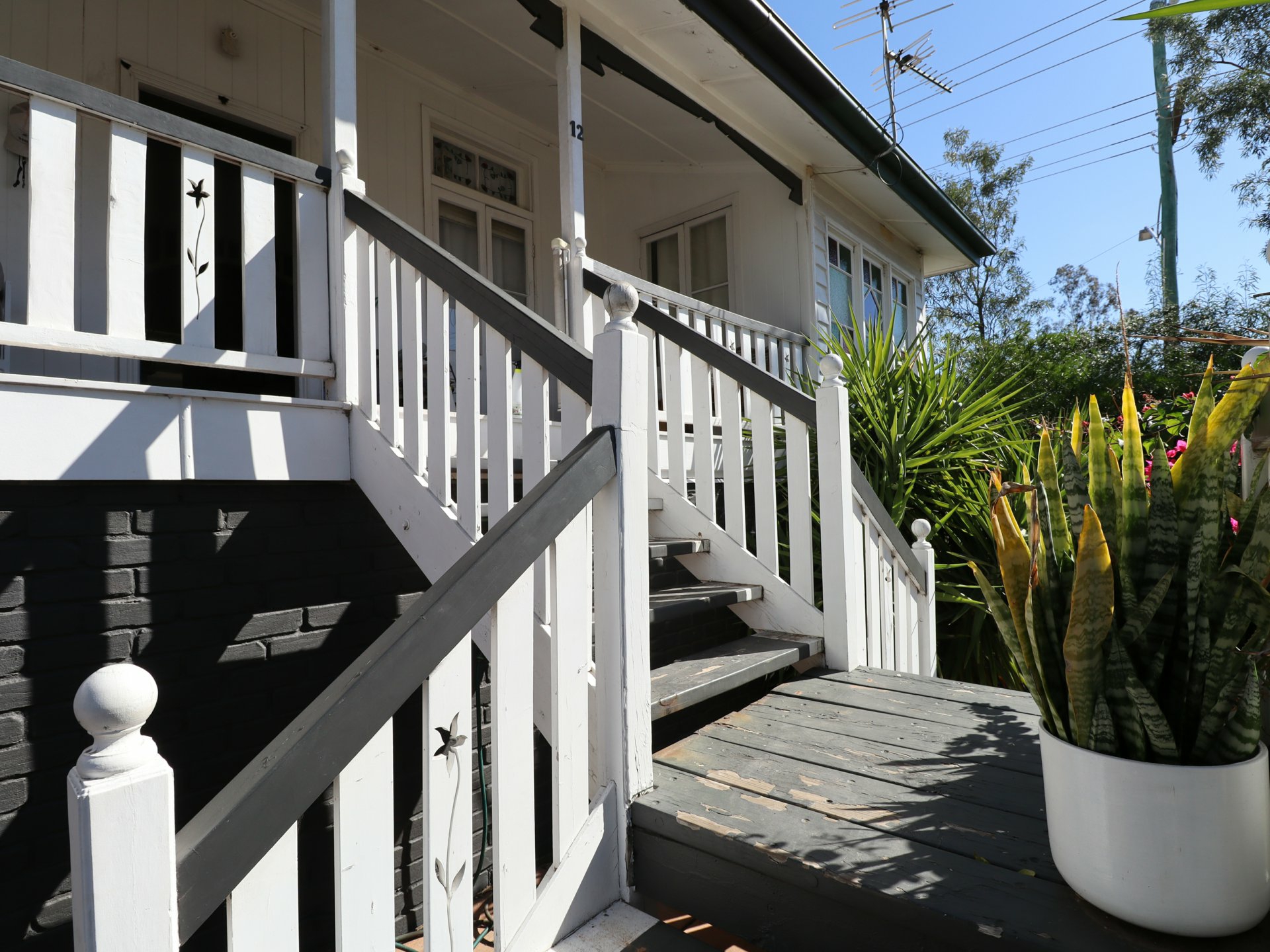 12 Mayne Street — photo 4 of 30