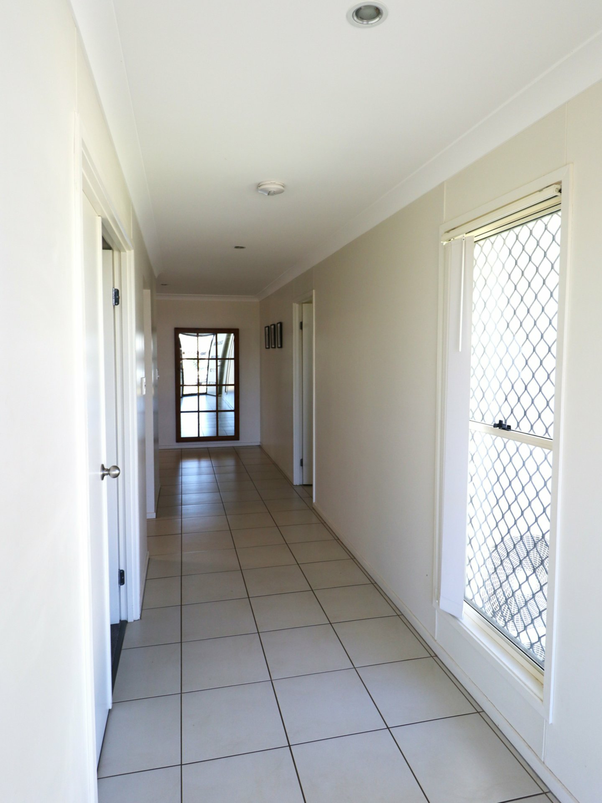 23 Bassett Court — photo 2 of 25