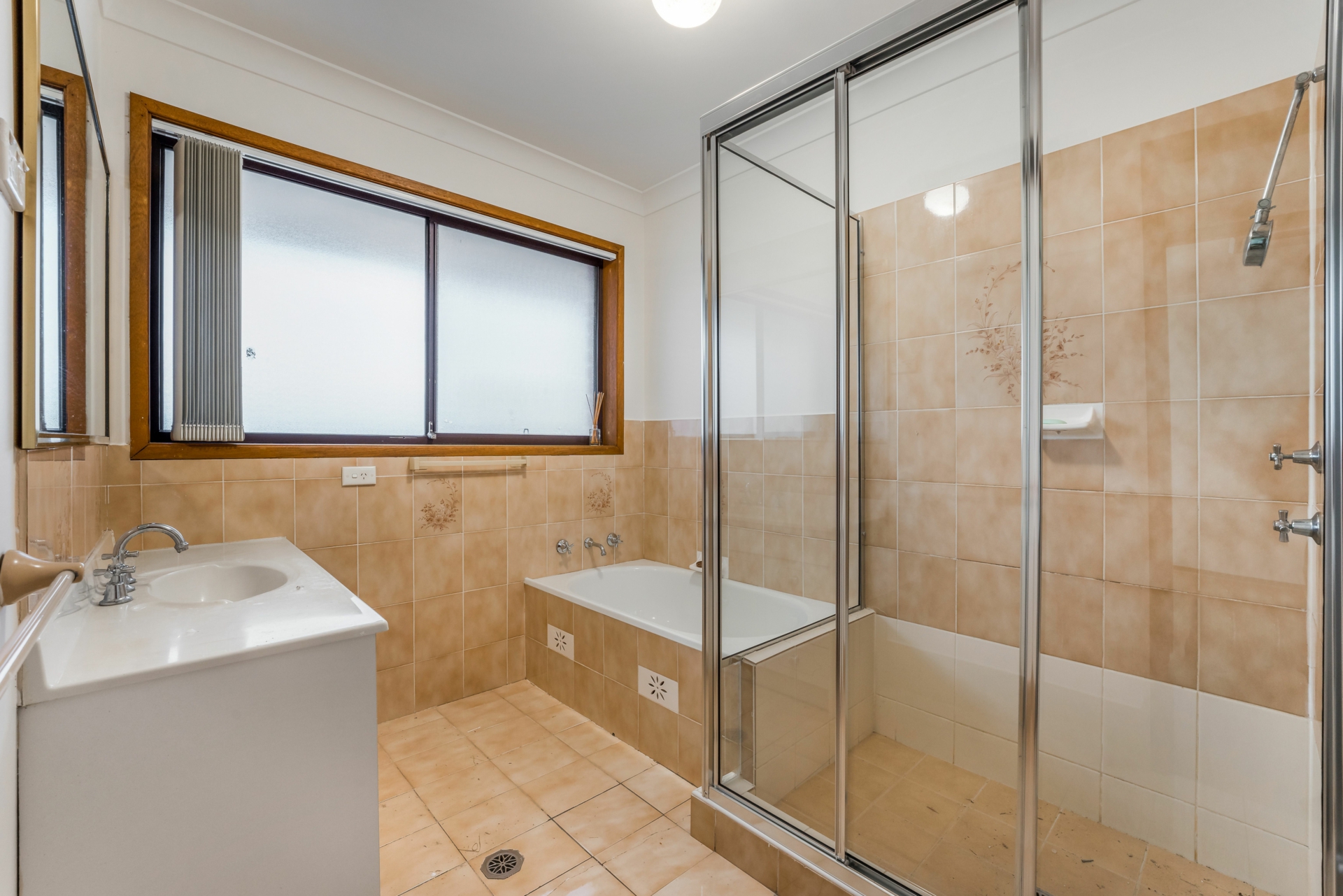 32 Glen Davis Avenue, BOSSLEY PARK