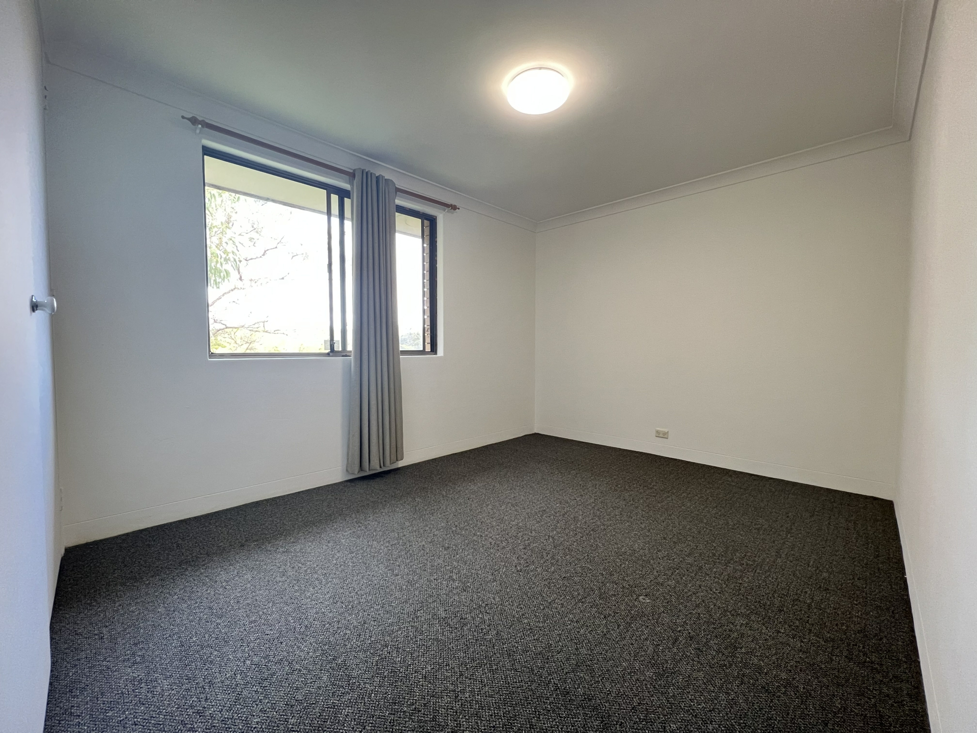 15/19 Equity Place — photo 6 of 8
