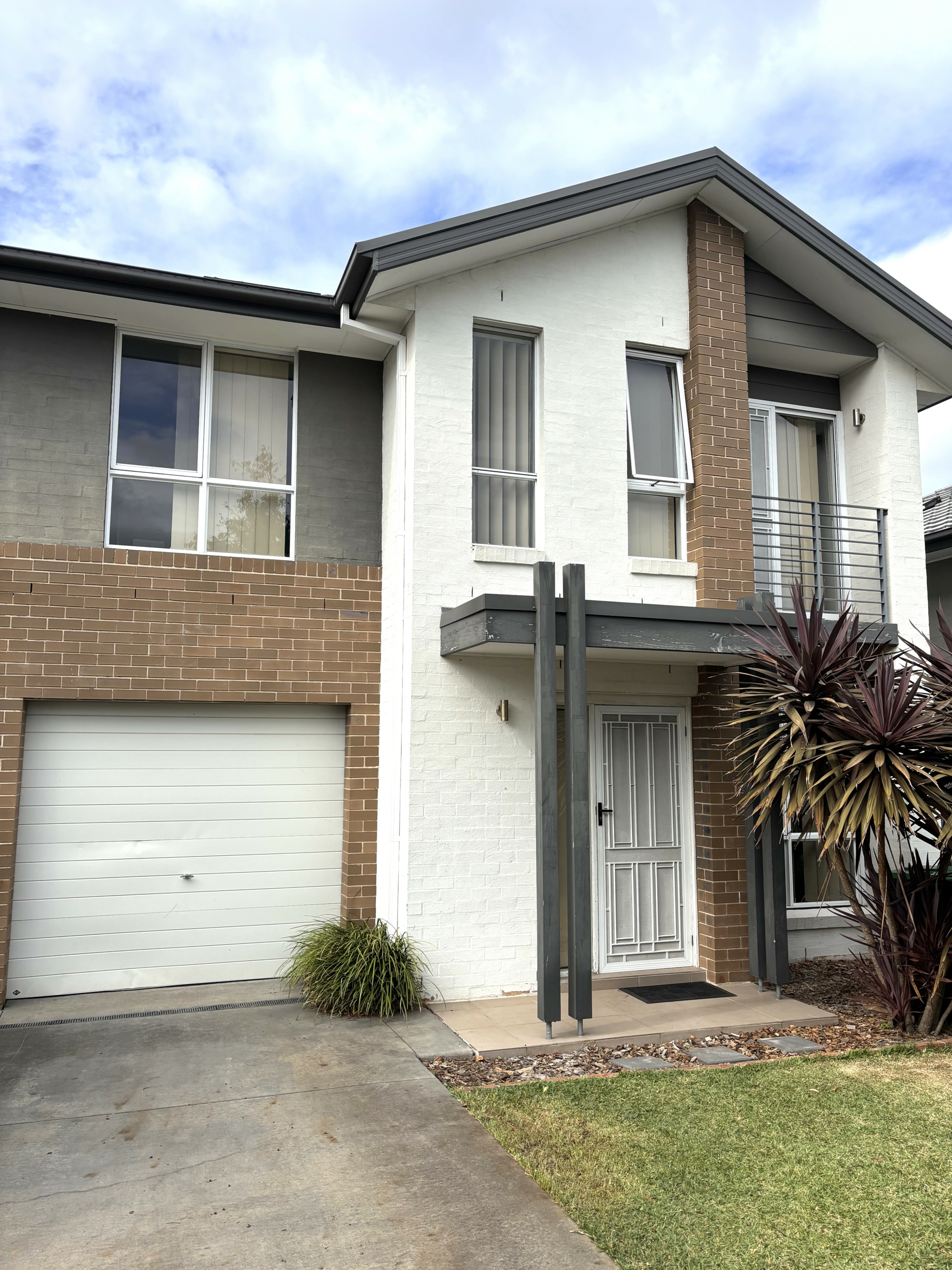 69 Hemsworth Avenue, MIDDLETON GRANGE