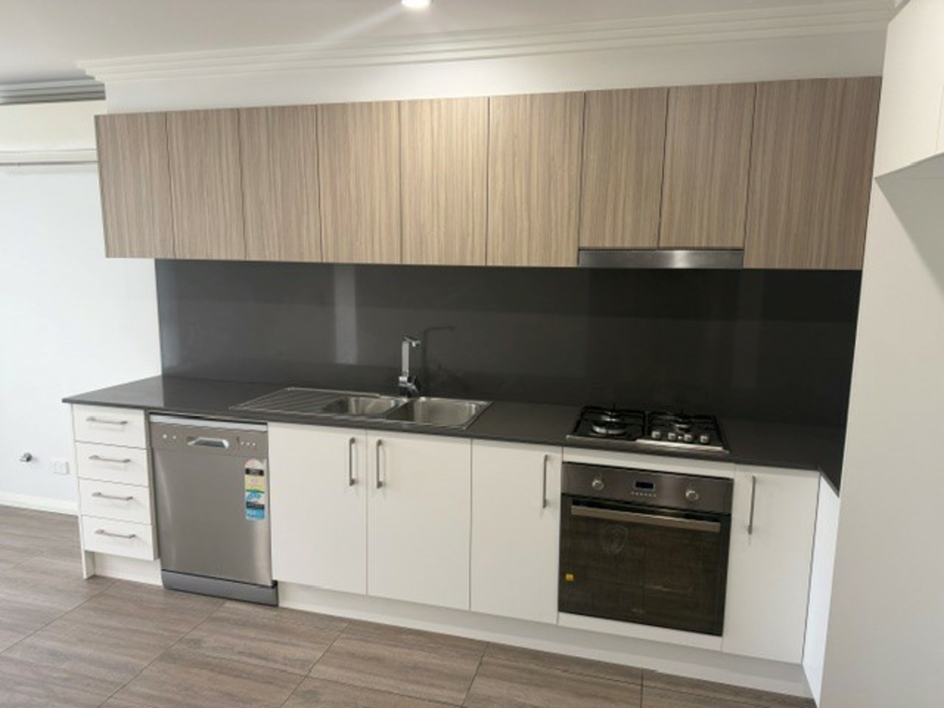 86a McCarthy Street — photo 4 of 7