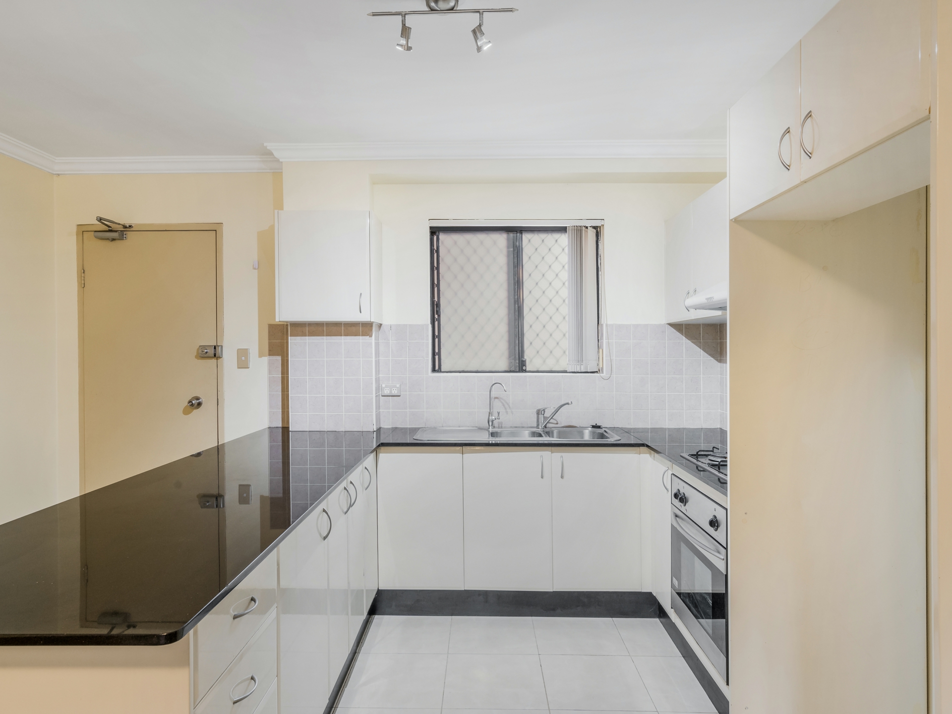 4/38-44 Meredith Street, BANKSTOWN