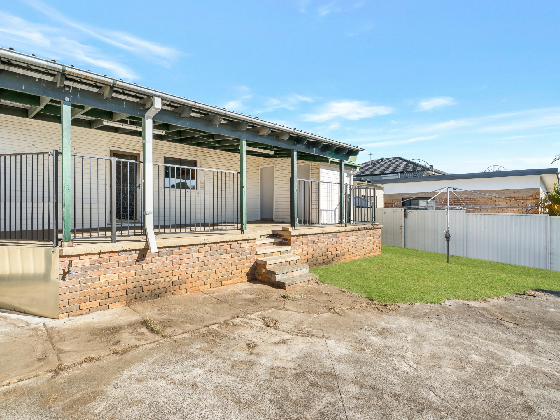 55 Charles Street, SMITHFIELD