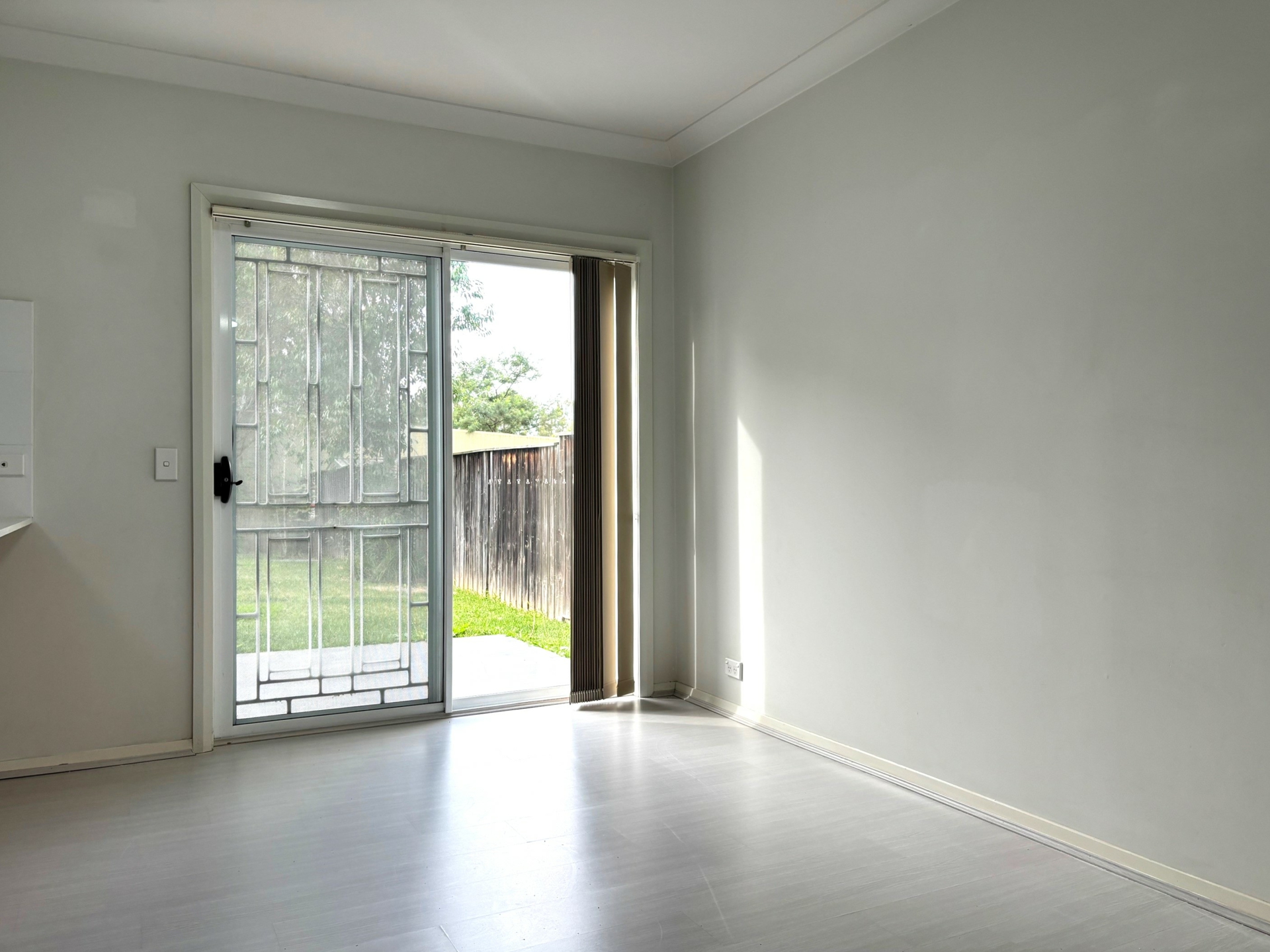 69 Hemsworth Avenue, MIDDLETON GRANGE