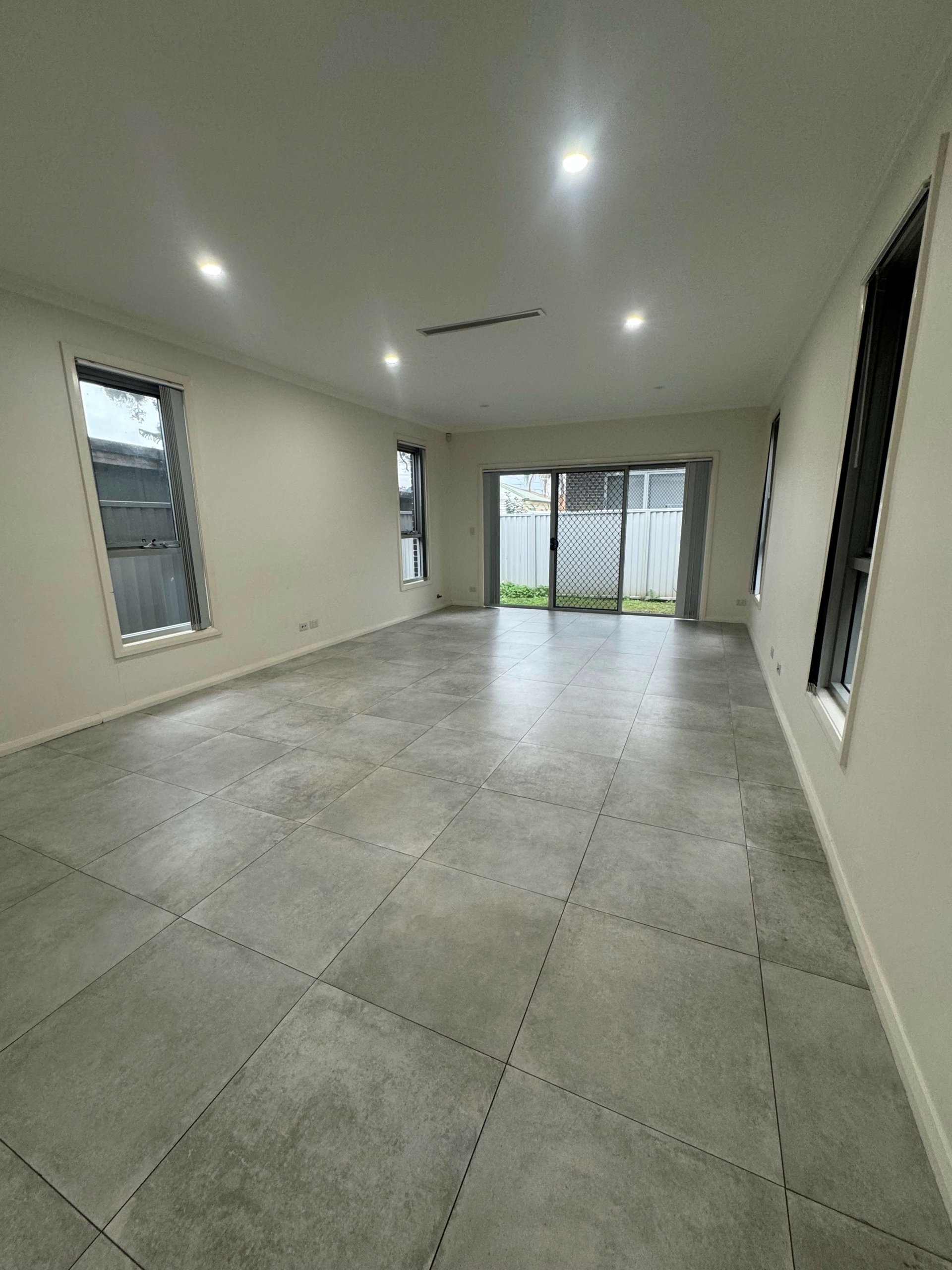 28 Earl Street, CANLEY HEIGHTS