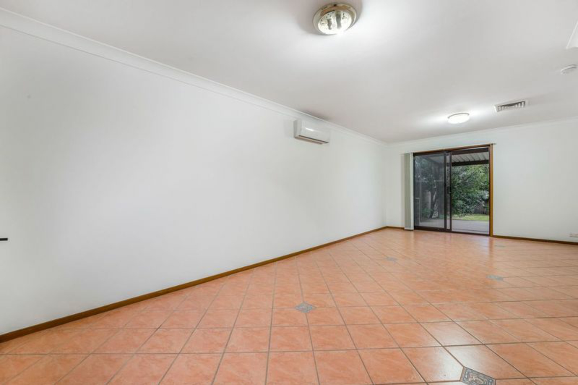 32 Glen Davis Avenue, BOSSLEY PARK