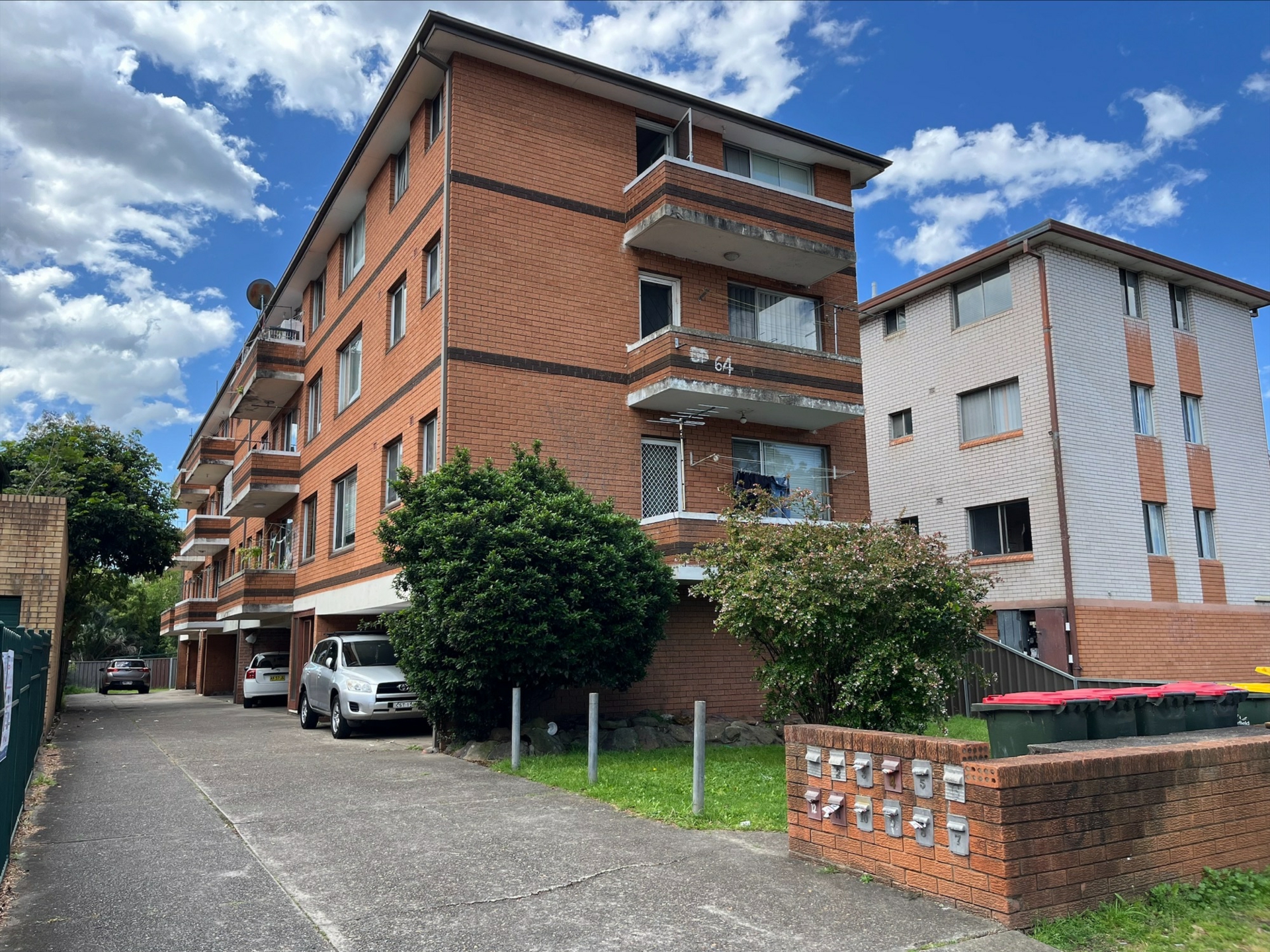 9/64 Hamilton Road — photo from LJ Hooker Fairfield