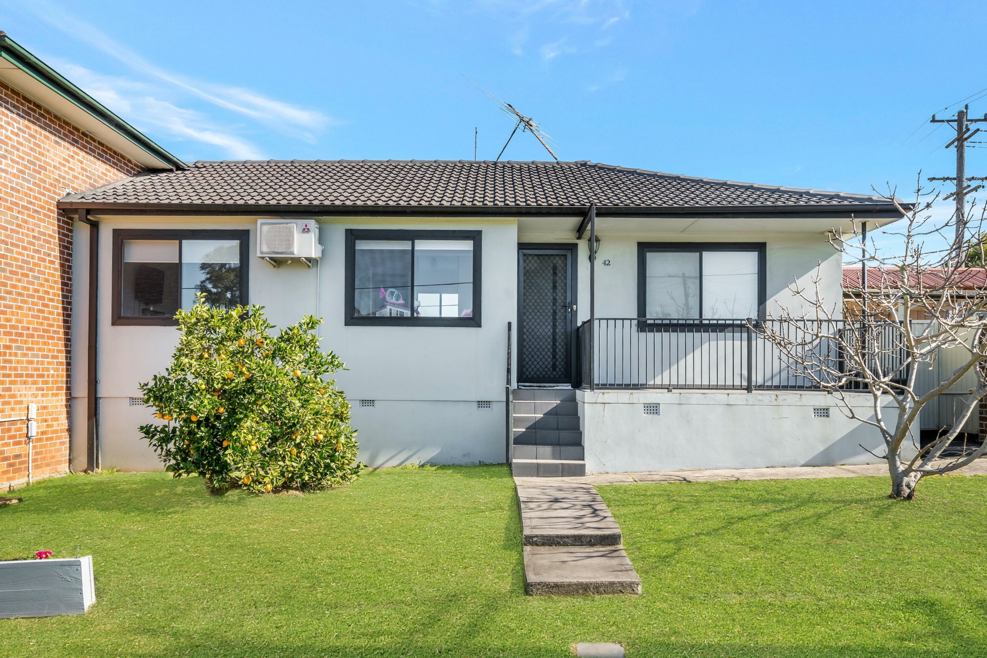 42 Warrumbungle Street — photo from LJ Hooker Fairfield