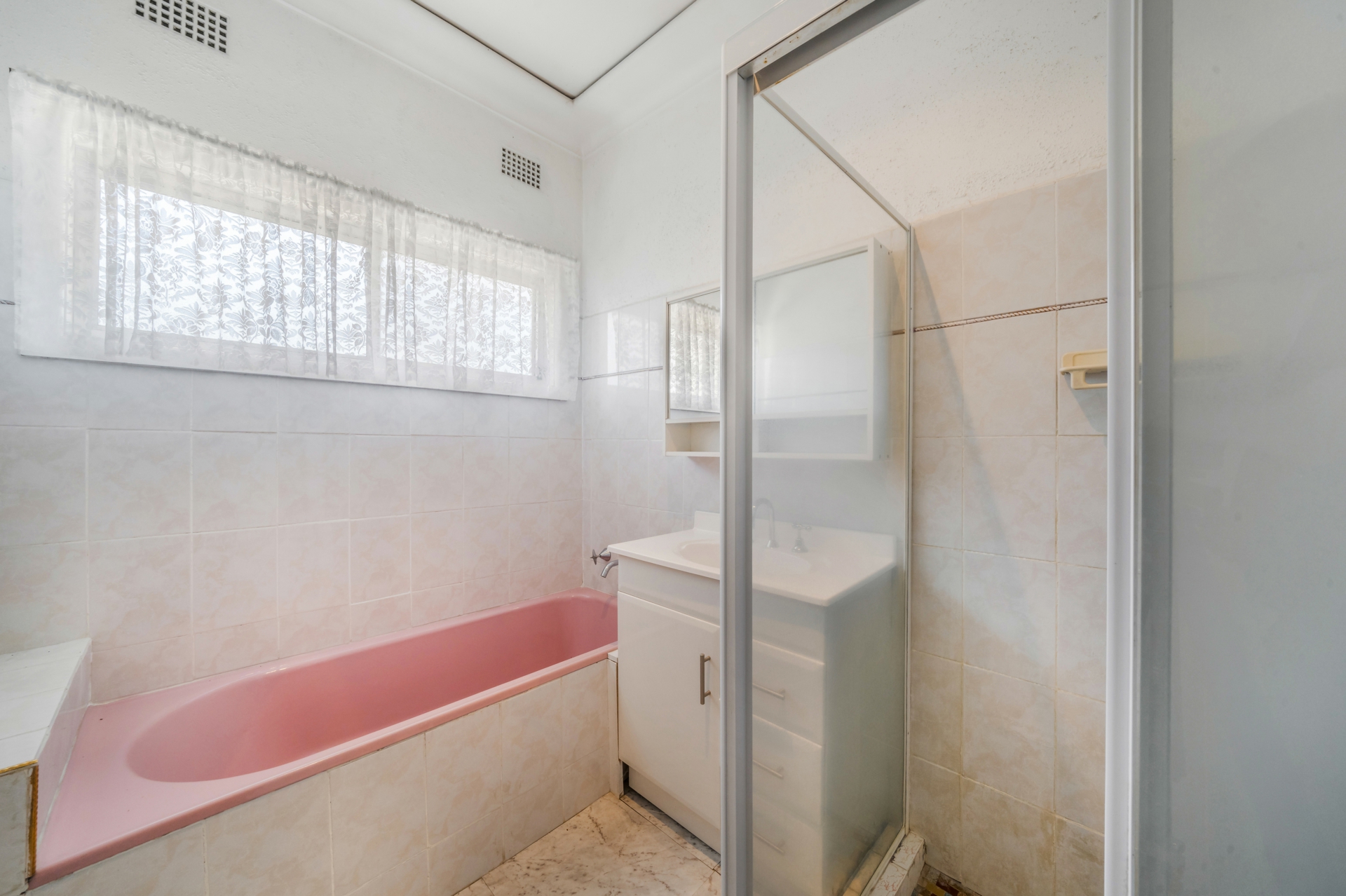 27 Craig Street — photo 6 of 12