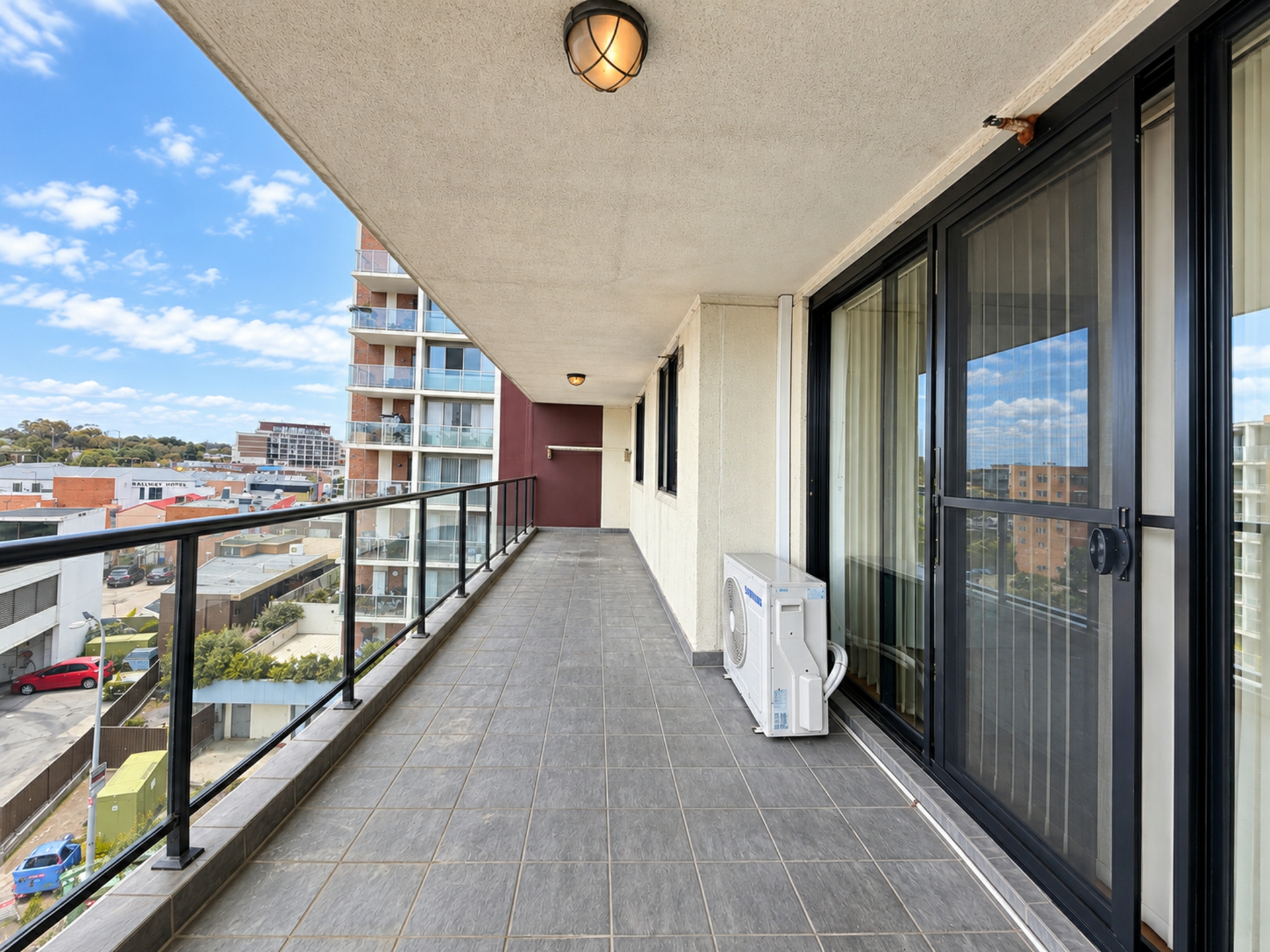 601/1 Spencer Street — photo 4 of 8