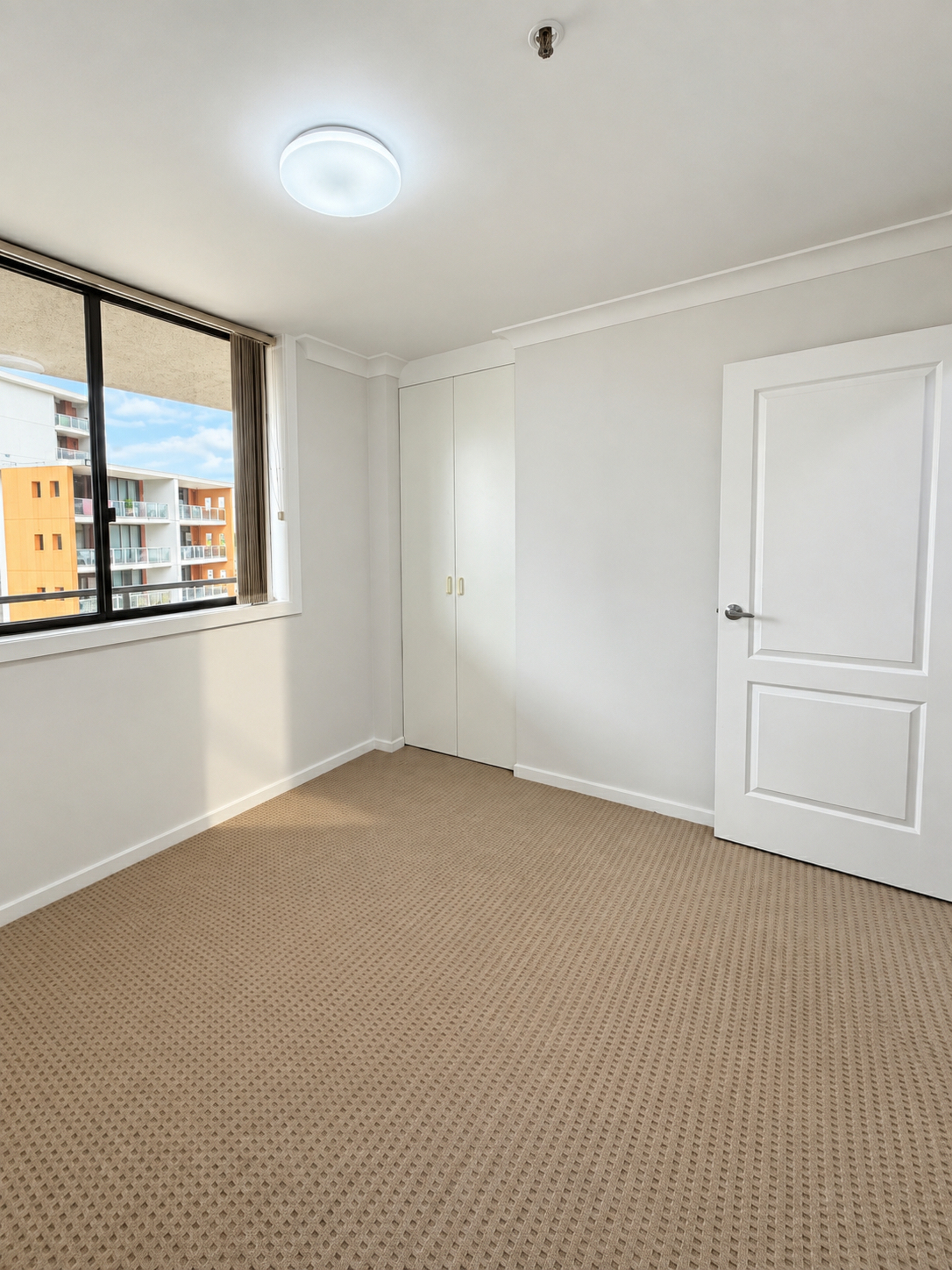 601/1 Spencer Street — photo 5 of 8