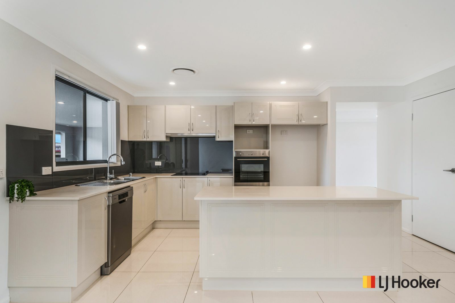 25 Wearne Road — photo 7 of 20