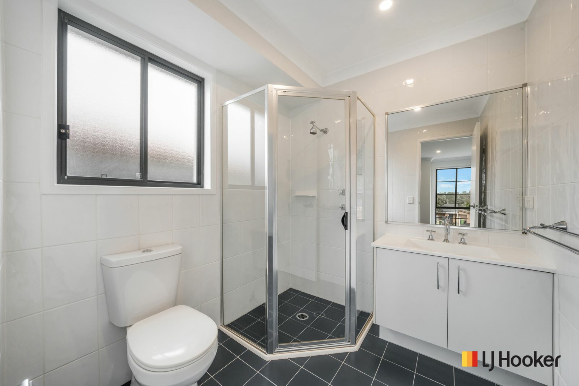 25 Wearne Road — photo 16 of 20