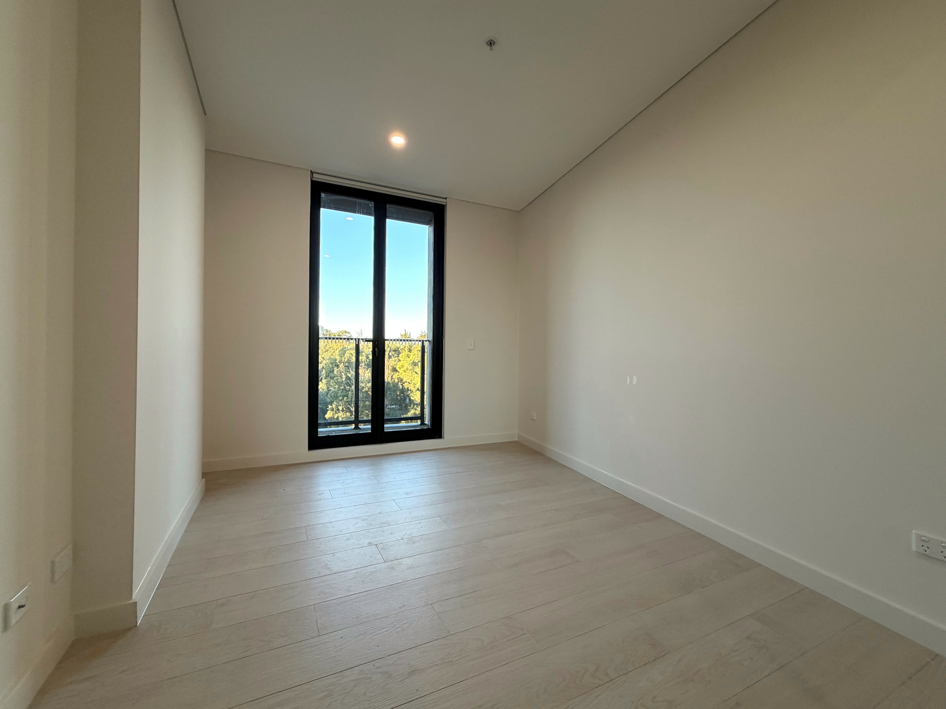 29D/52 Court Road — photo 5 of 6