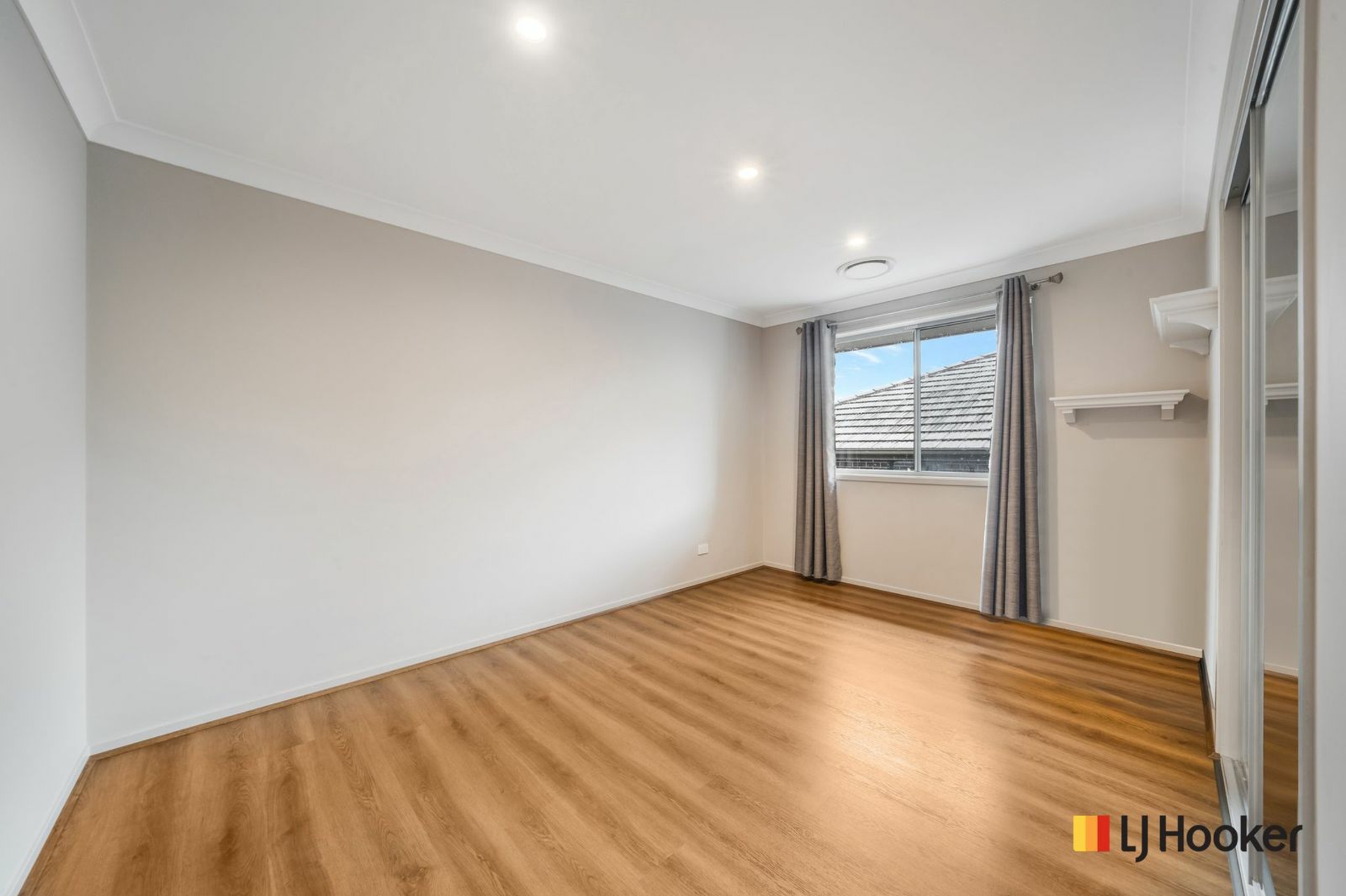 22 Holden Avenue — photo 13 of 18