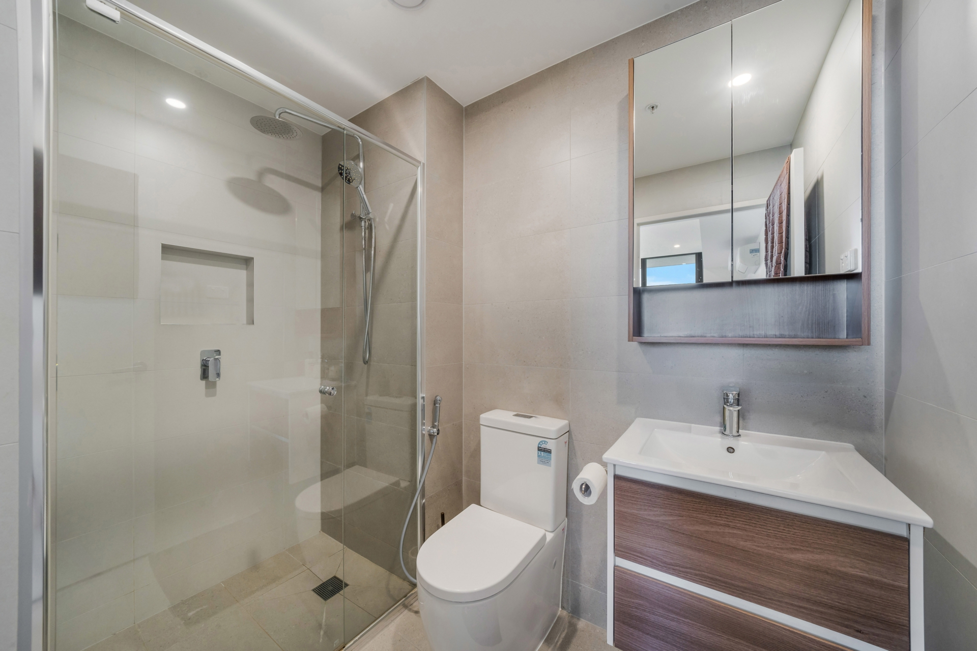 1107/1 Villawood Place — photo 8 of 10