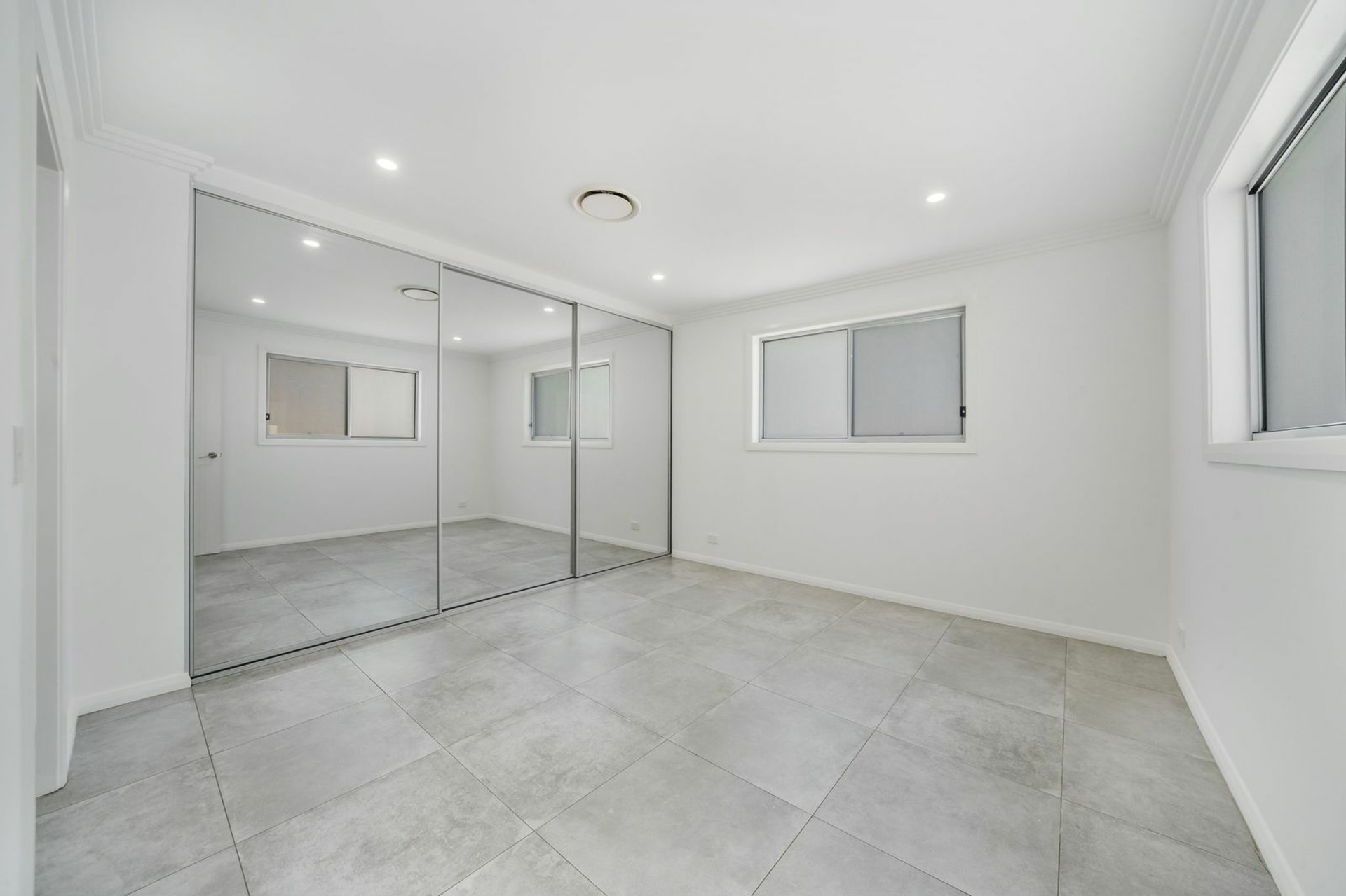 28 Earl Street — photo 7 of 18