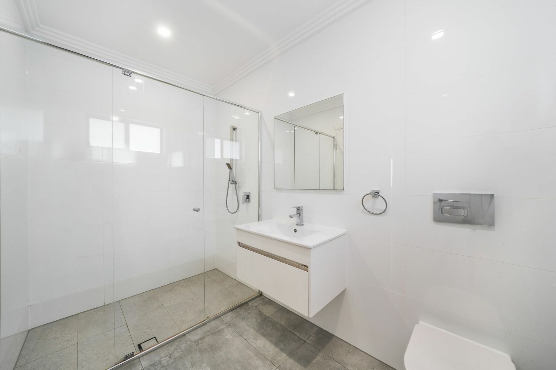 28 Earl Street — photo 8 of 18