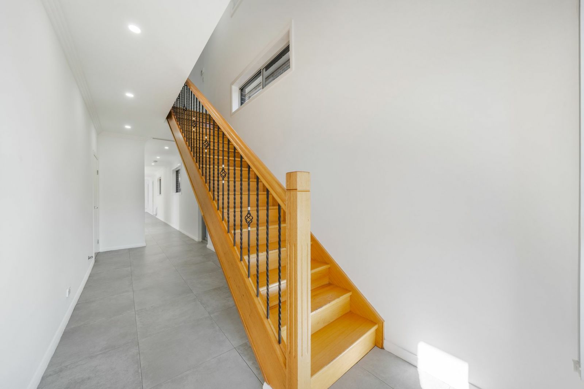 28 Earl Street — photo 10 of 18