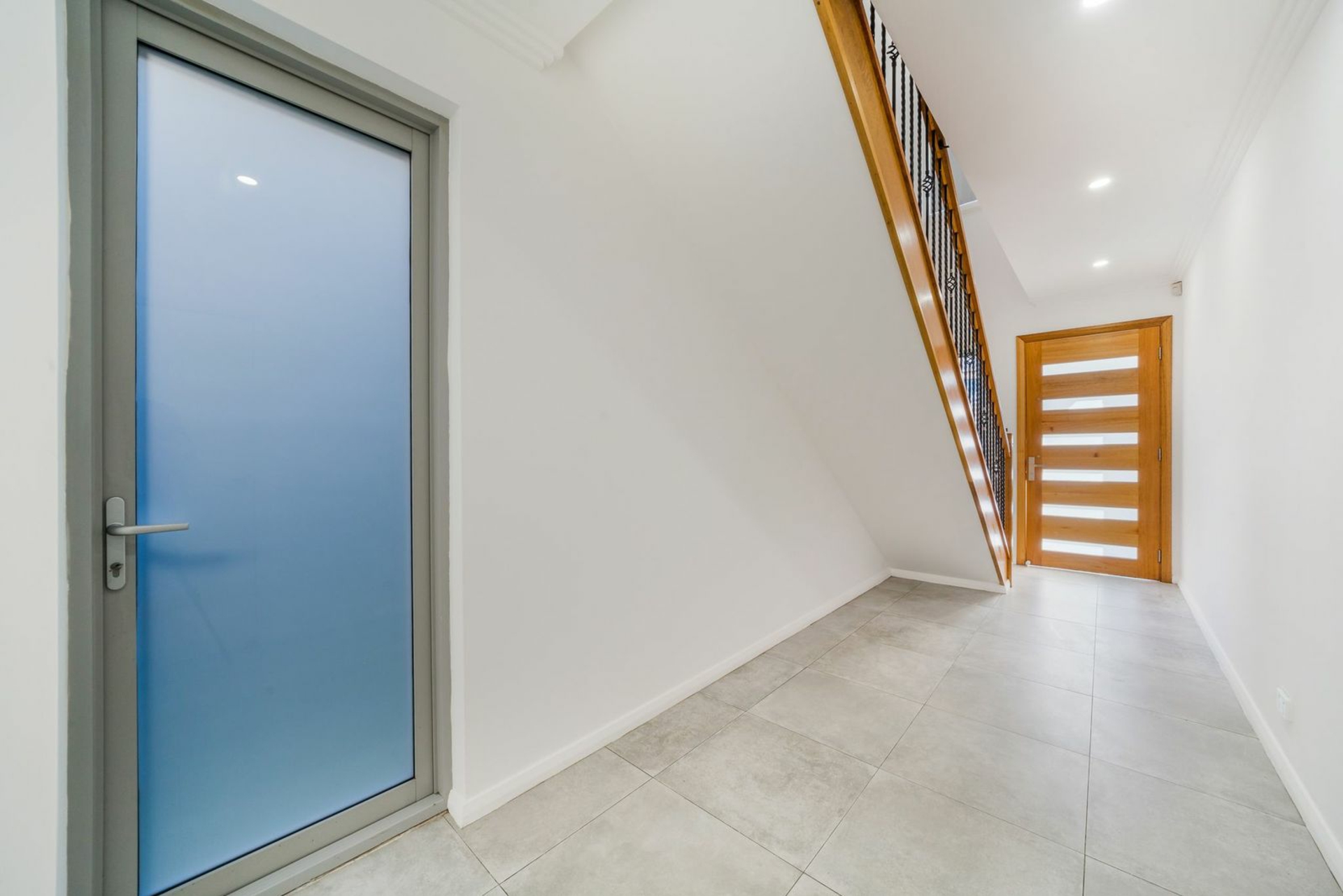 28 Earl Street — photo 11 of 18