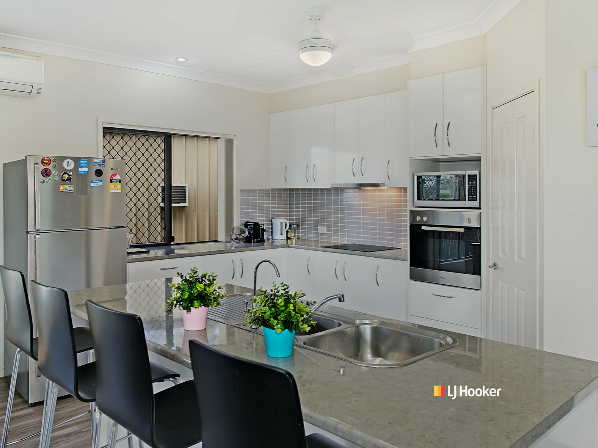 3 Gatsby Court, KALLANGUR