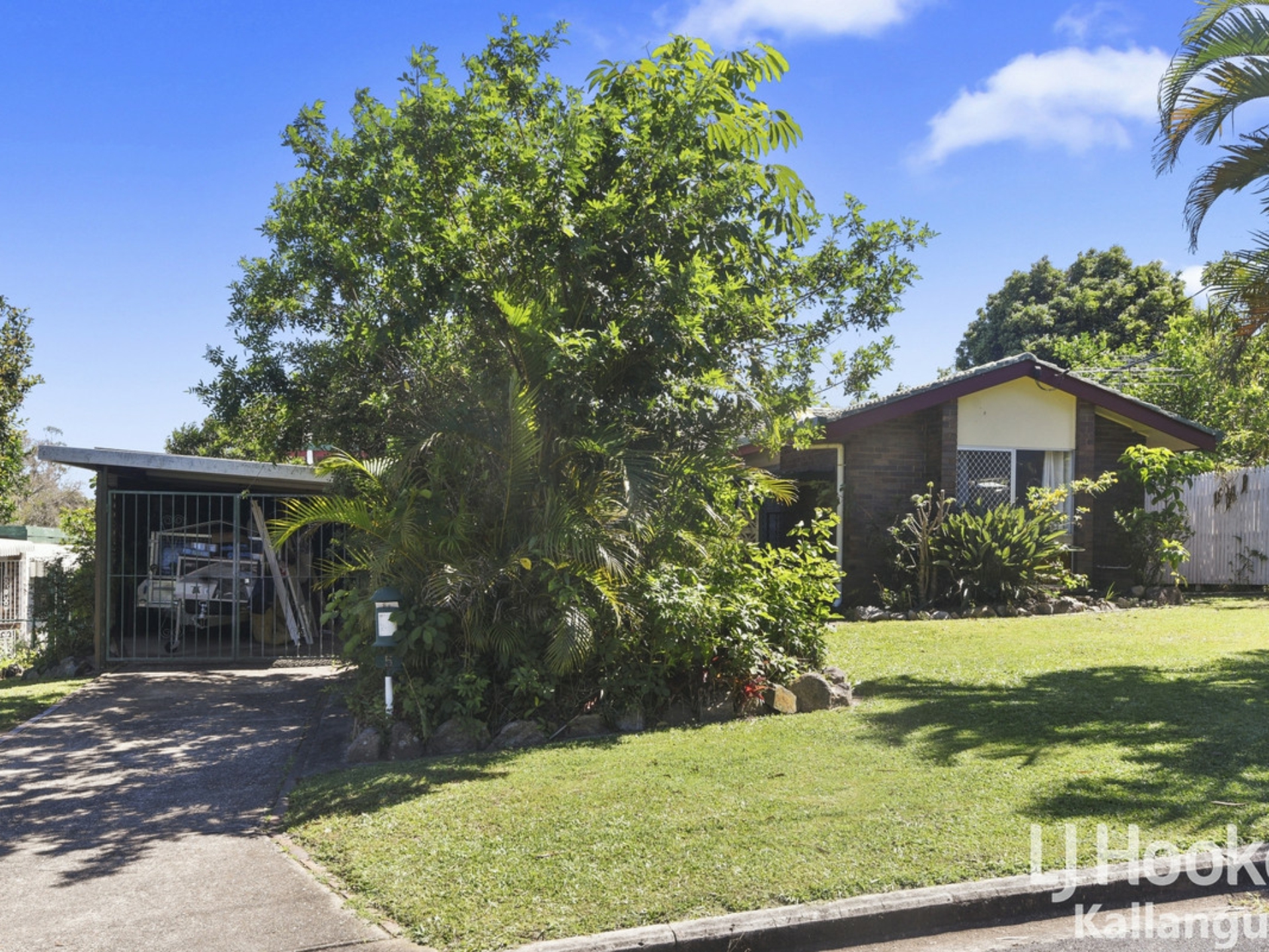 5 Alonga Court Kallangur QLD